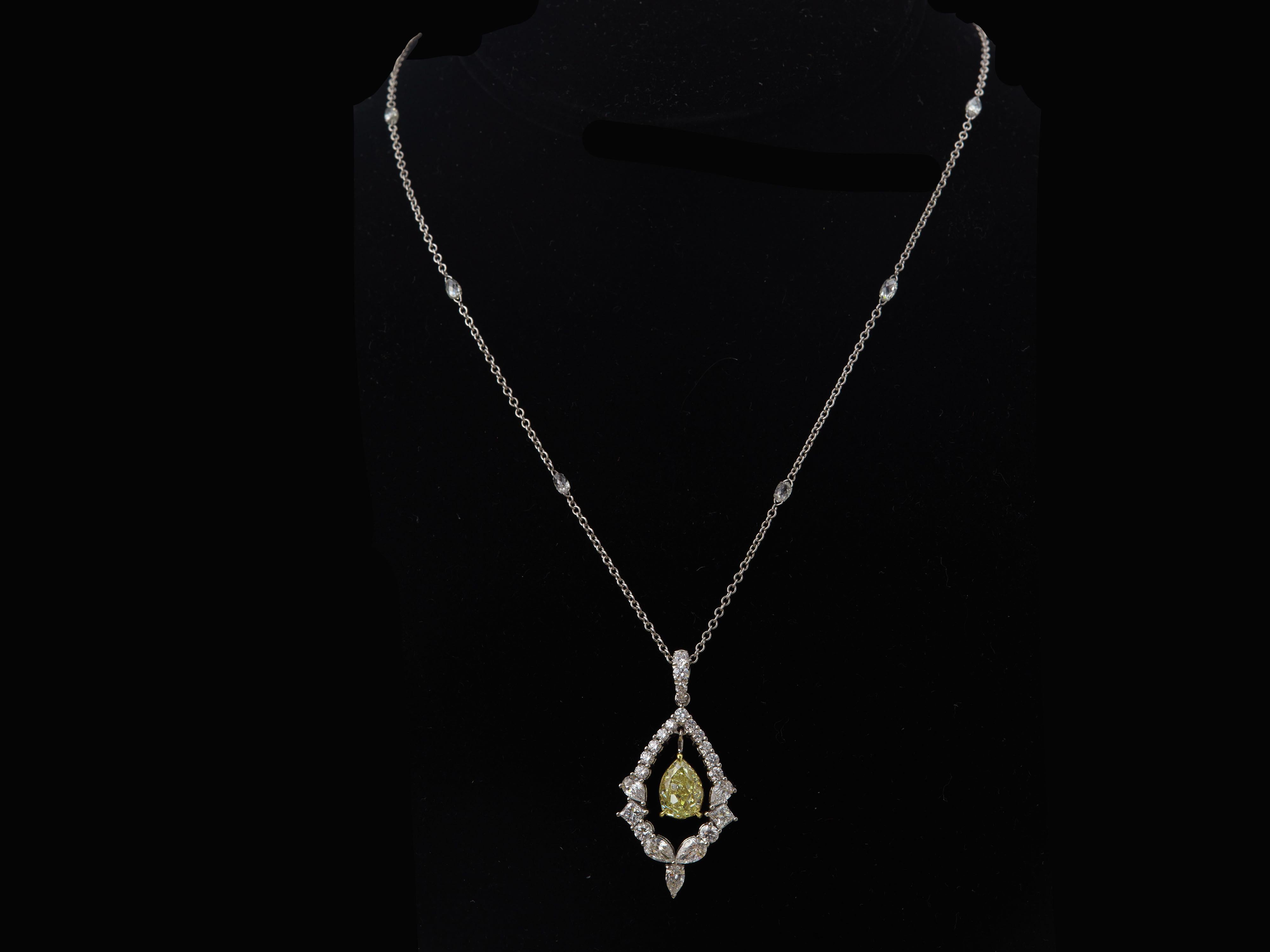 6.93 Carat Fancy Yellow and White Diamond  Necklace 18K White Gold GIA Certified In New Condition For Sale In New York, NY