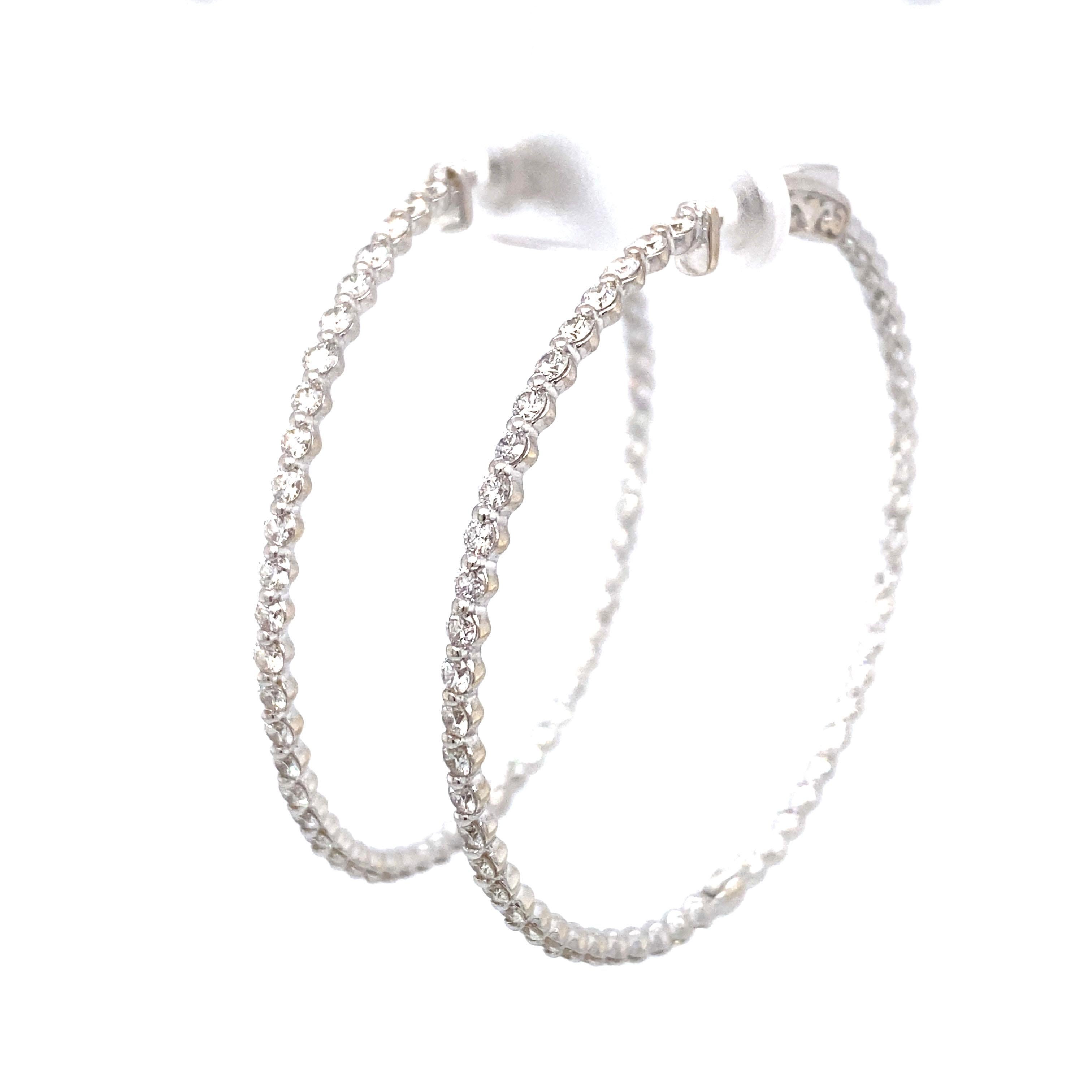 2.60 Carat Inside Out Diamond Hoop Earrings in 18 Karat White Gold For Sale 2