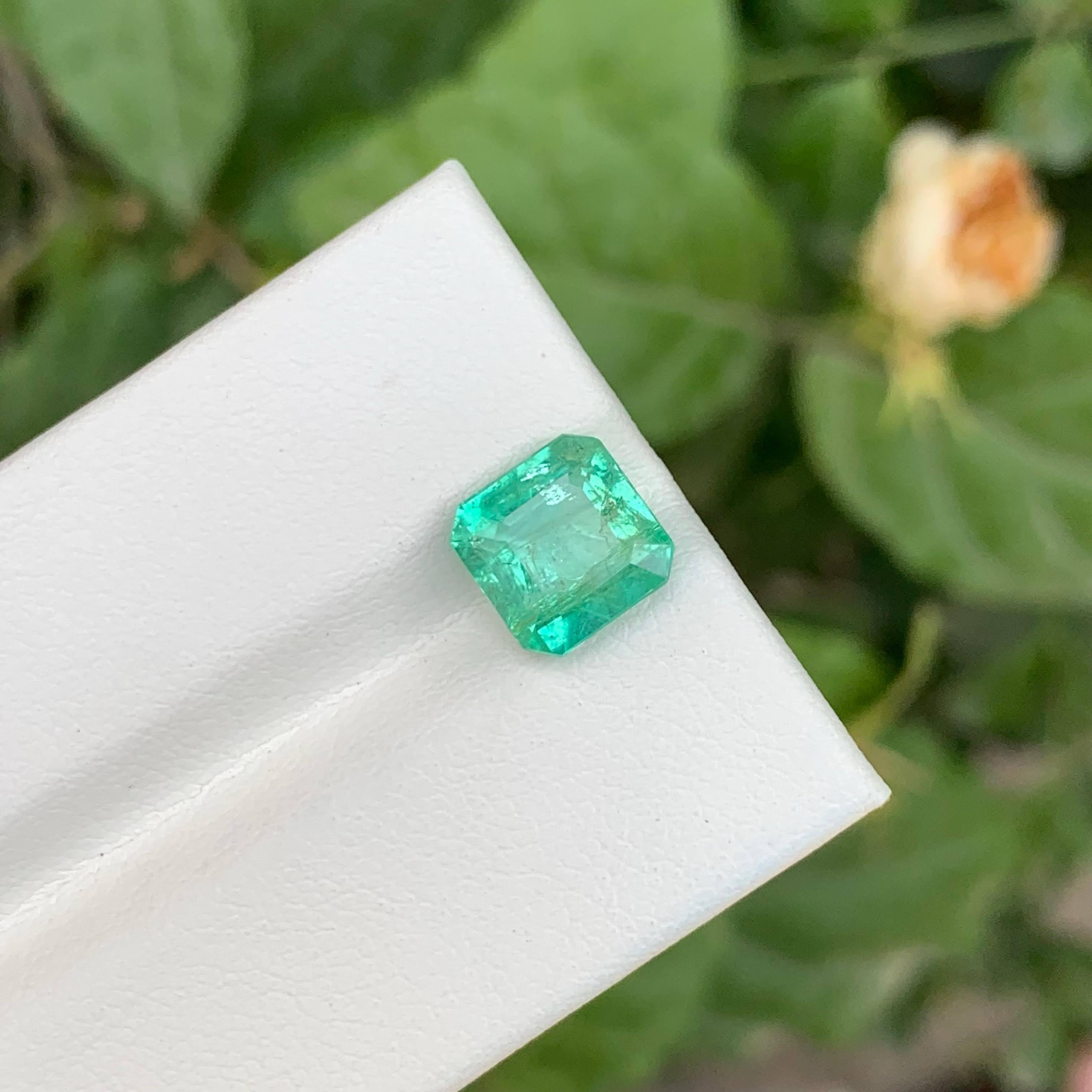 Taille Asscher 2.60 Carat Loose Light Green Emerald Stone Asscher Cut Natural Afghan Gemstone (pierre précieuse afghane) en vente