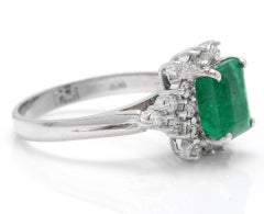 2.60 Carat Natural Emerald and Diamond 14 Karat Solid White Gold Ring