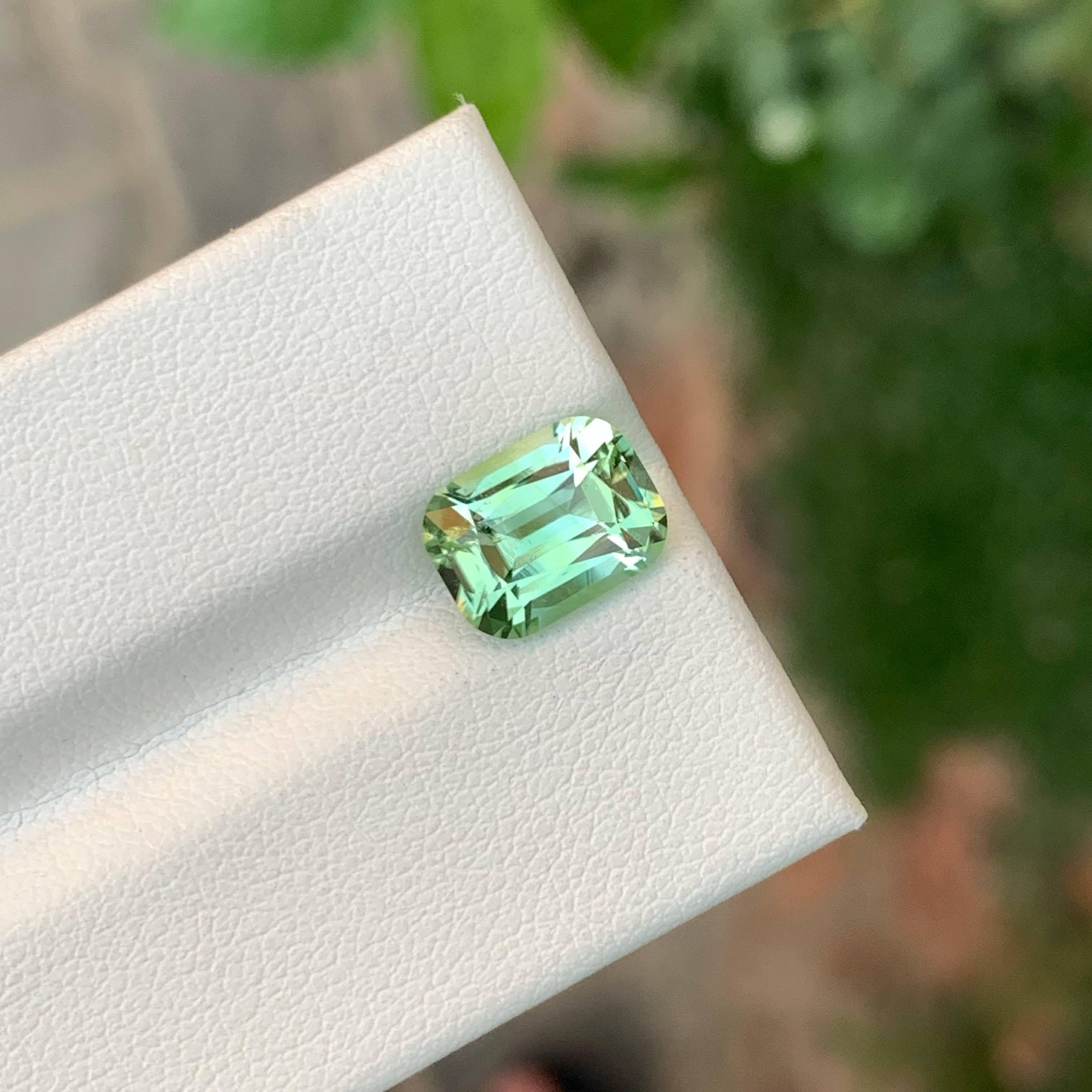2.60 Carat Natural Loose Mint Green Tourmaline Stone Cushion Cut Afghan Gemstone (pierre précieuse afghane) Neuf - En vente à Bangkok, TH