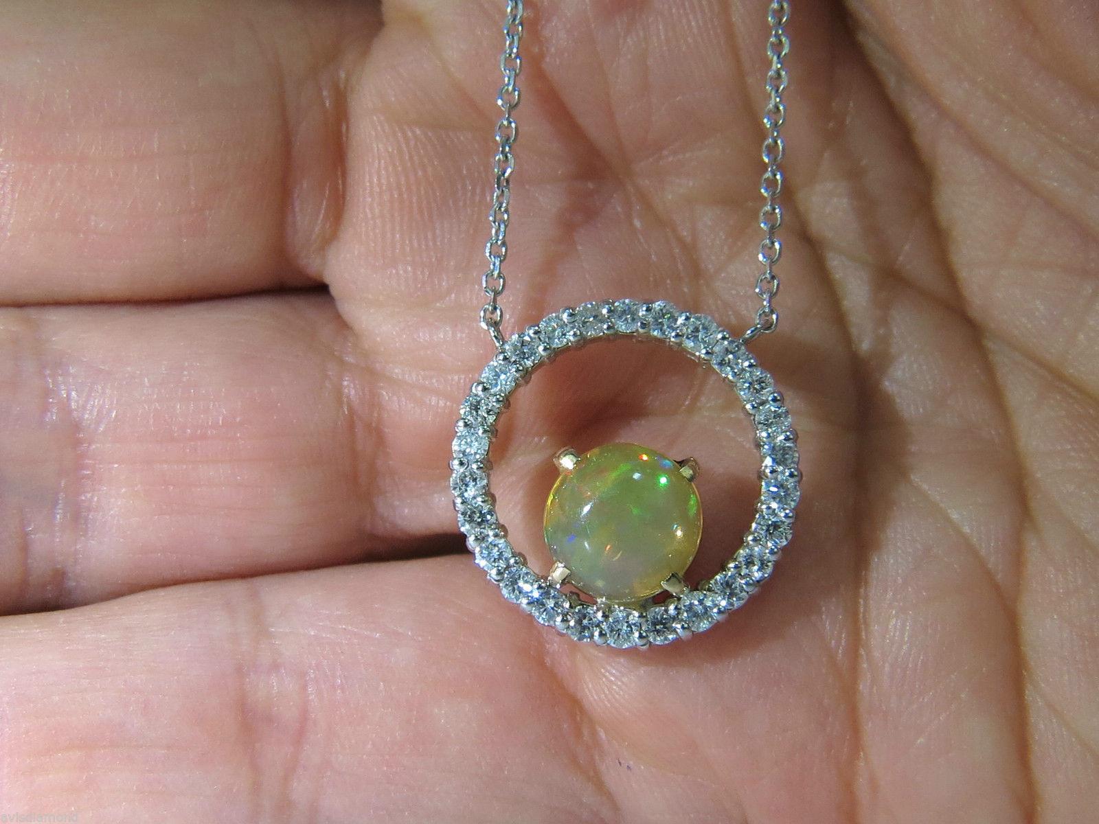 2.60 Carat Natural Vibrant Opal Diamond Necklace 14 Karat For Sale 1