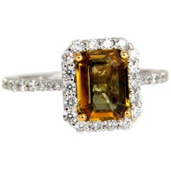2.60 Carat Natural Vivid Golden Sapphire Diamonds Ring 14 Karat Halo Classic*