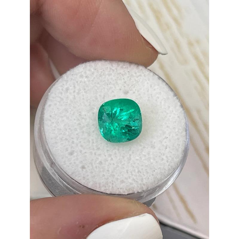 Modern 2.60 Carat Vivid Bluish Green Colombian Emerald - Cushion Cut Chivor May Births For Sale