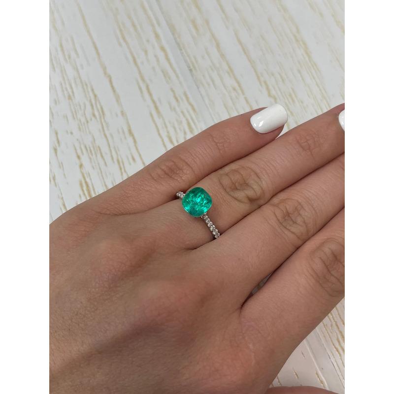 2.60 Carat Vivid Bluish Green Colombian Emerald - Cushion Cut Chivor May Births For Sale 2