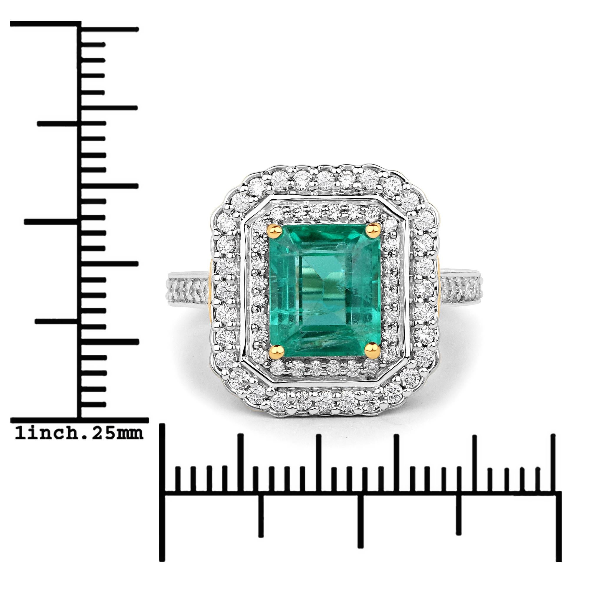 2.60 Carat Zambian Emerald and Diamond 18 Karat Yellow Gold Cocktail Ring In New Condition For Sale In Great Neck, NY
