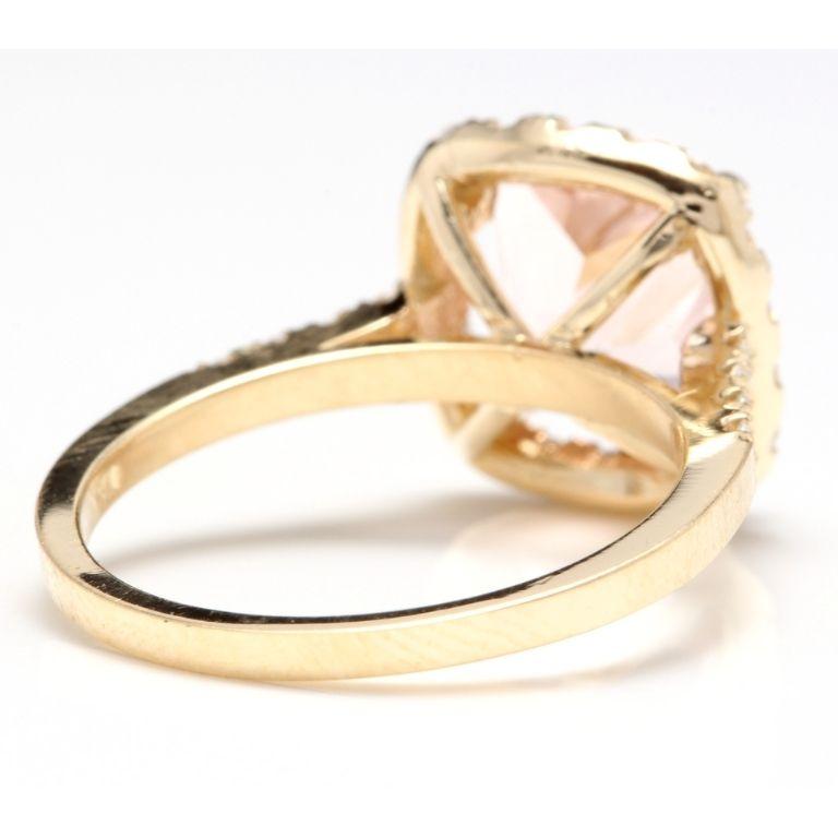 2.60 Carat Impressive Natural Morganite and Diamond 14 Karat Yellow Gold Ring In New Condition For Sale In Los Angeles, CA