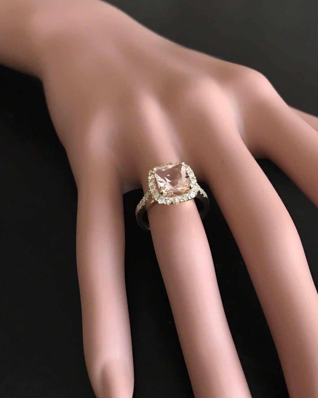 2.60 Carat Impressive Natural Morganite and Diamond 14 Karat Yellow Gold Ring For Sale 1