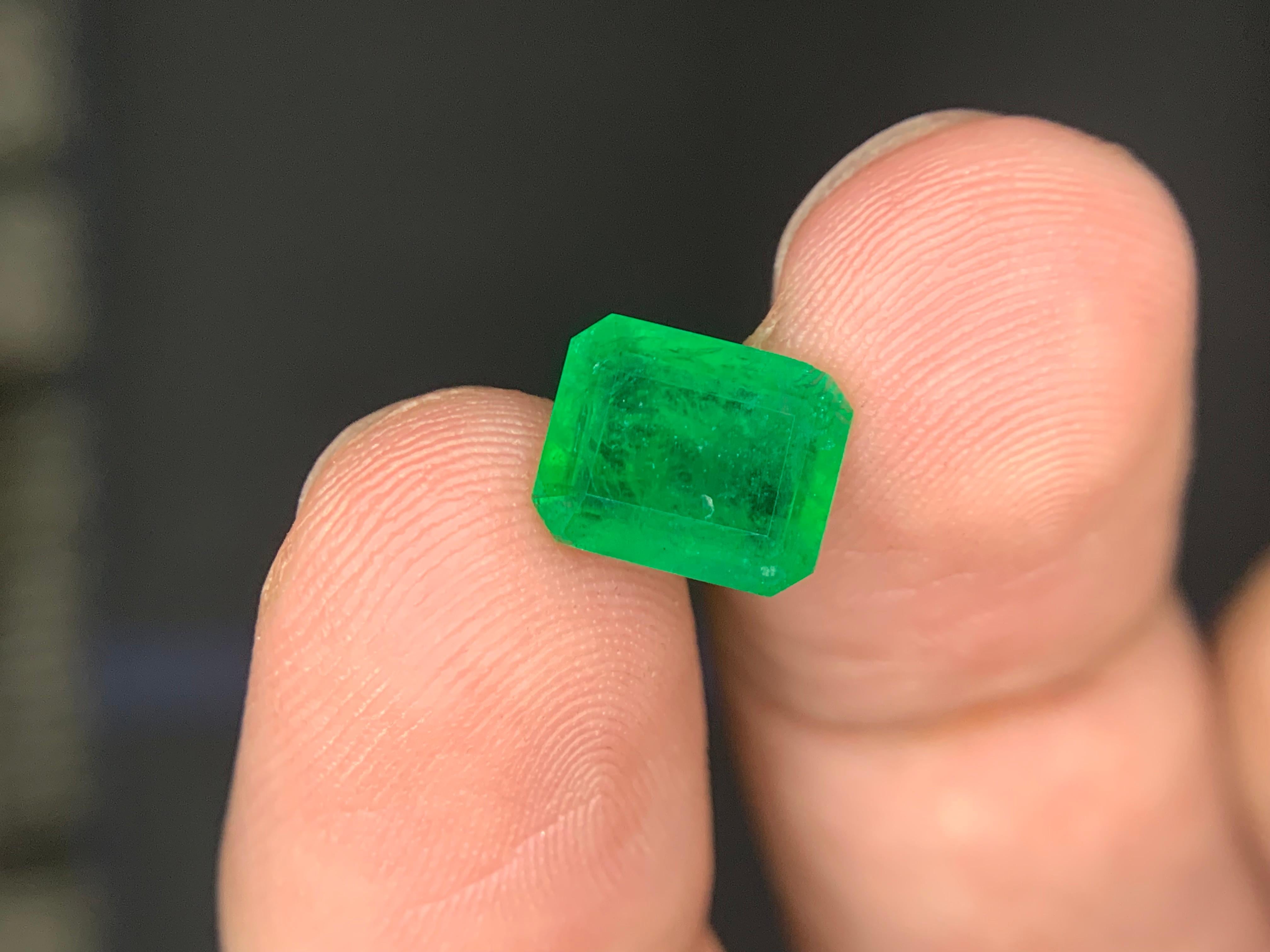 2,60 Karat Natürlicher Smaragd Lose Edelstein aus Swat Mine im Angebot 1