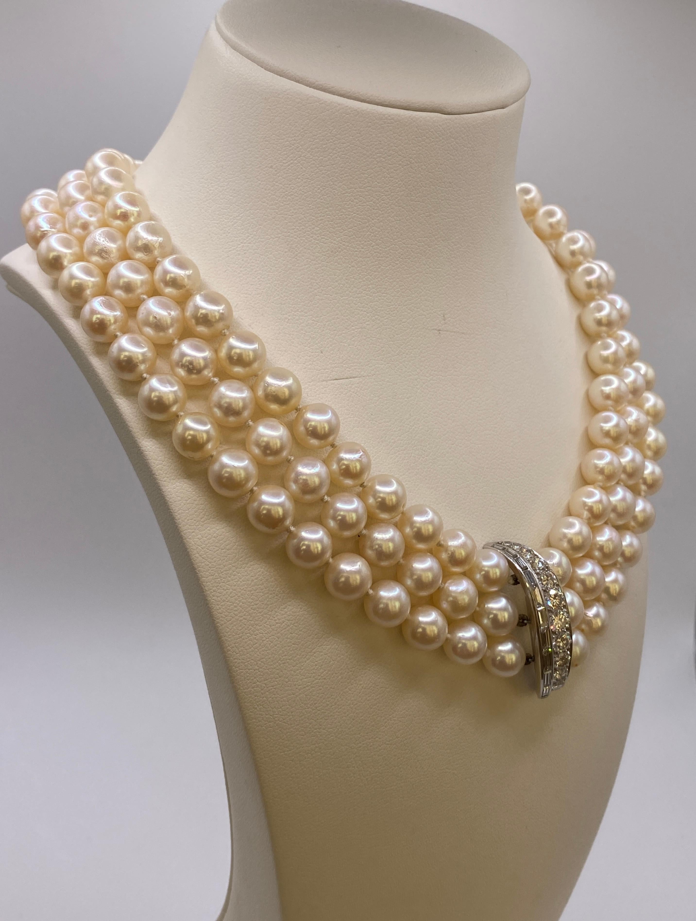 2.60 ct Diamond  & Pearl Vintage Choker Necklace in 18k White Gold In Good Condition For Sale In AMSTERDAM, NL