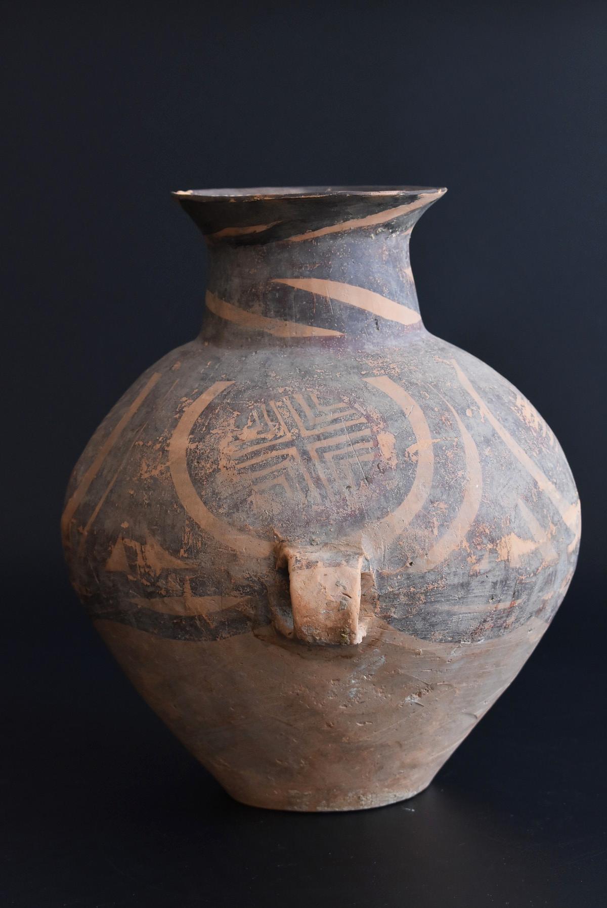 26002000 BC / Ancient Chinese Pottery / Colored Antique Vases/Wabi