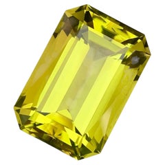26.05 carati di pietra naturale sfusa in oro verde e quarzo limone a forma di smeraldo