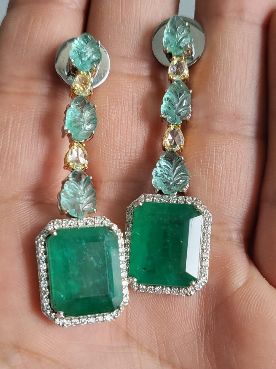 26.09 carats, natural Zambian Emerald and Diamonds Dangle Earrings  For Sale 1