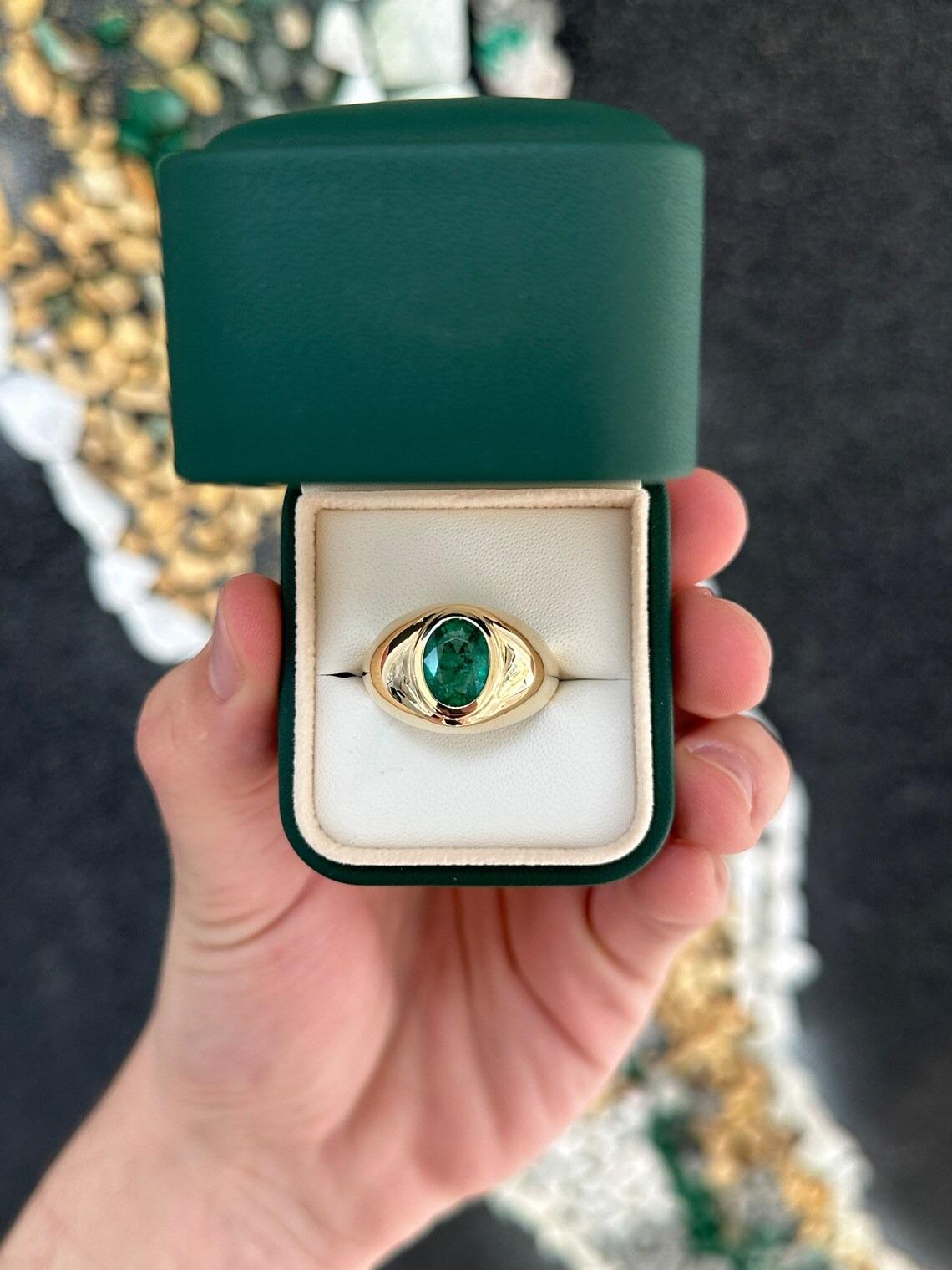 2.60ct 14K Large Chunky Men's Solitaire Dark Green Oval Cut Emerald Gold Ring In New Condition For Sale In Jupiter, FL