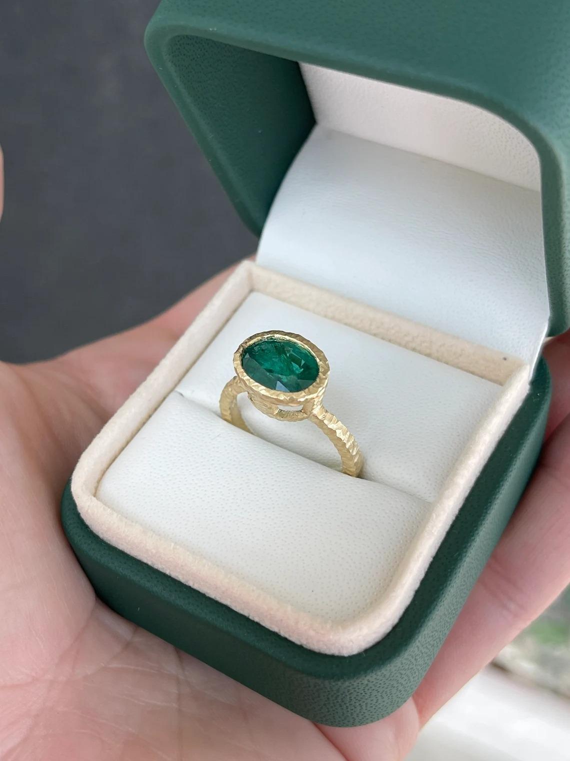 dark green emerald ring