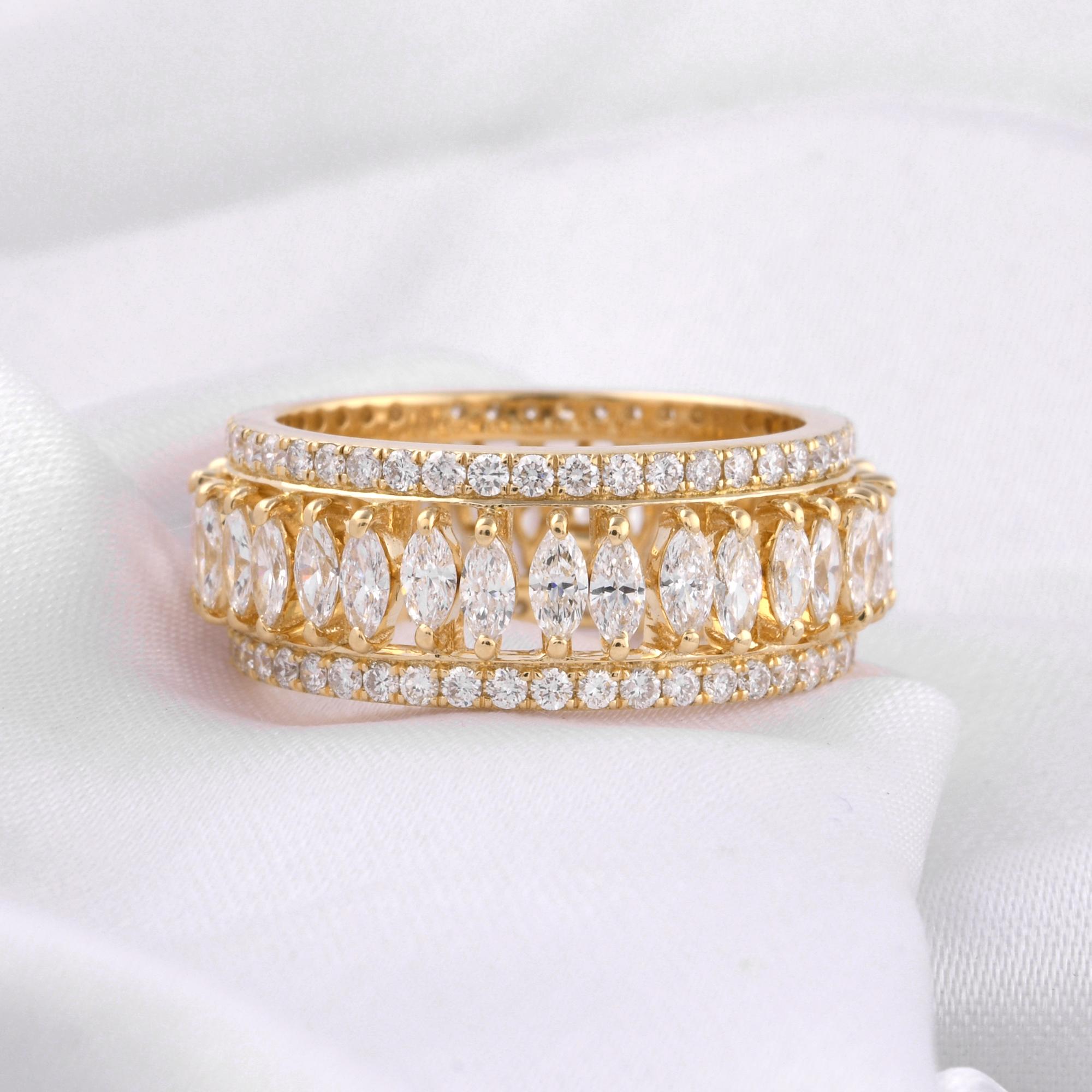 En venta: Anillo de compromiso de oro amarillo de 18 quilates con diamantes redondos y marquesa certificados de 2,60 quilates  6