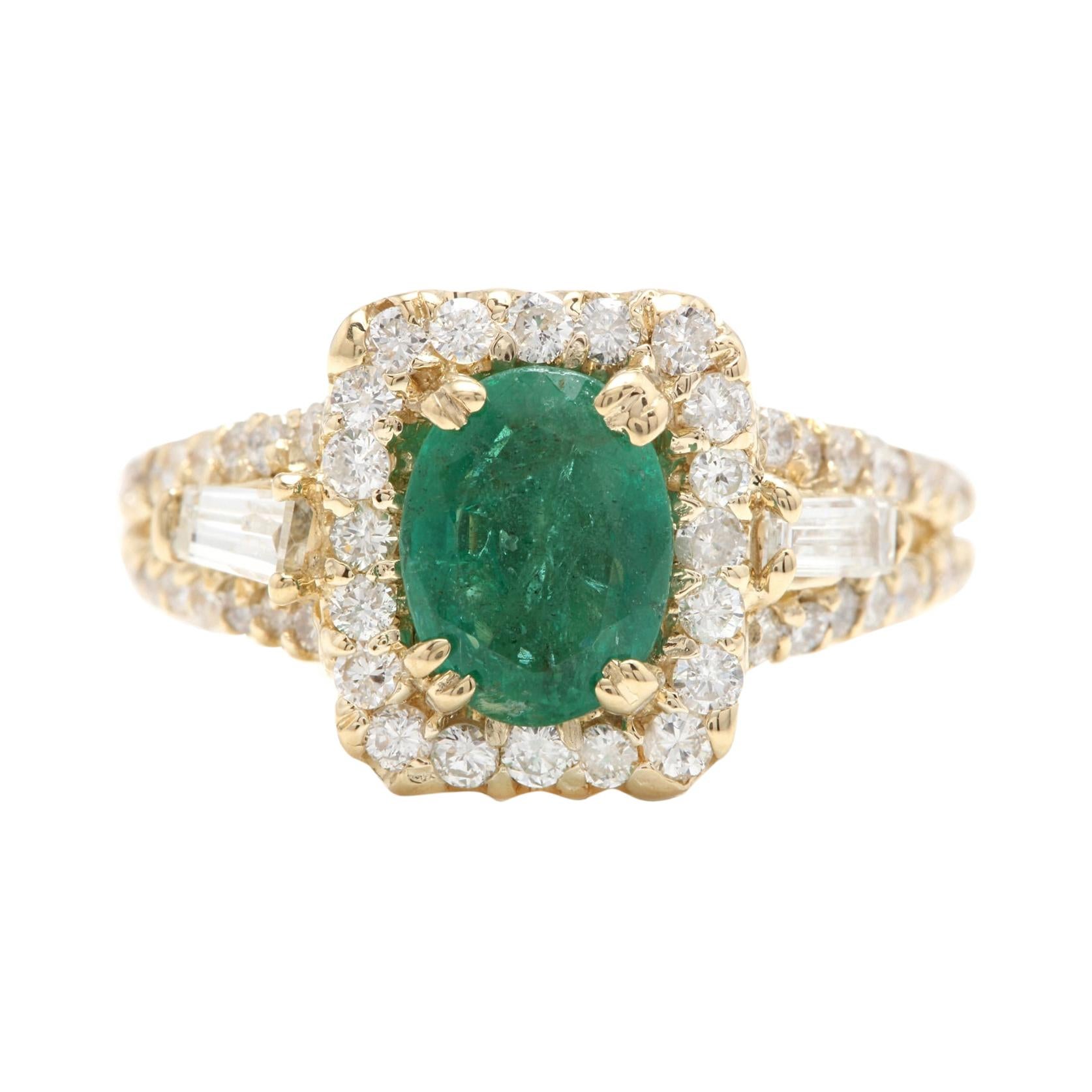 2.60ct Natural Emerald & Diamond 18k Solid Yellow Gold Ring For Sale