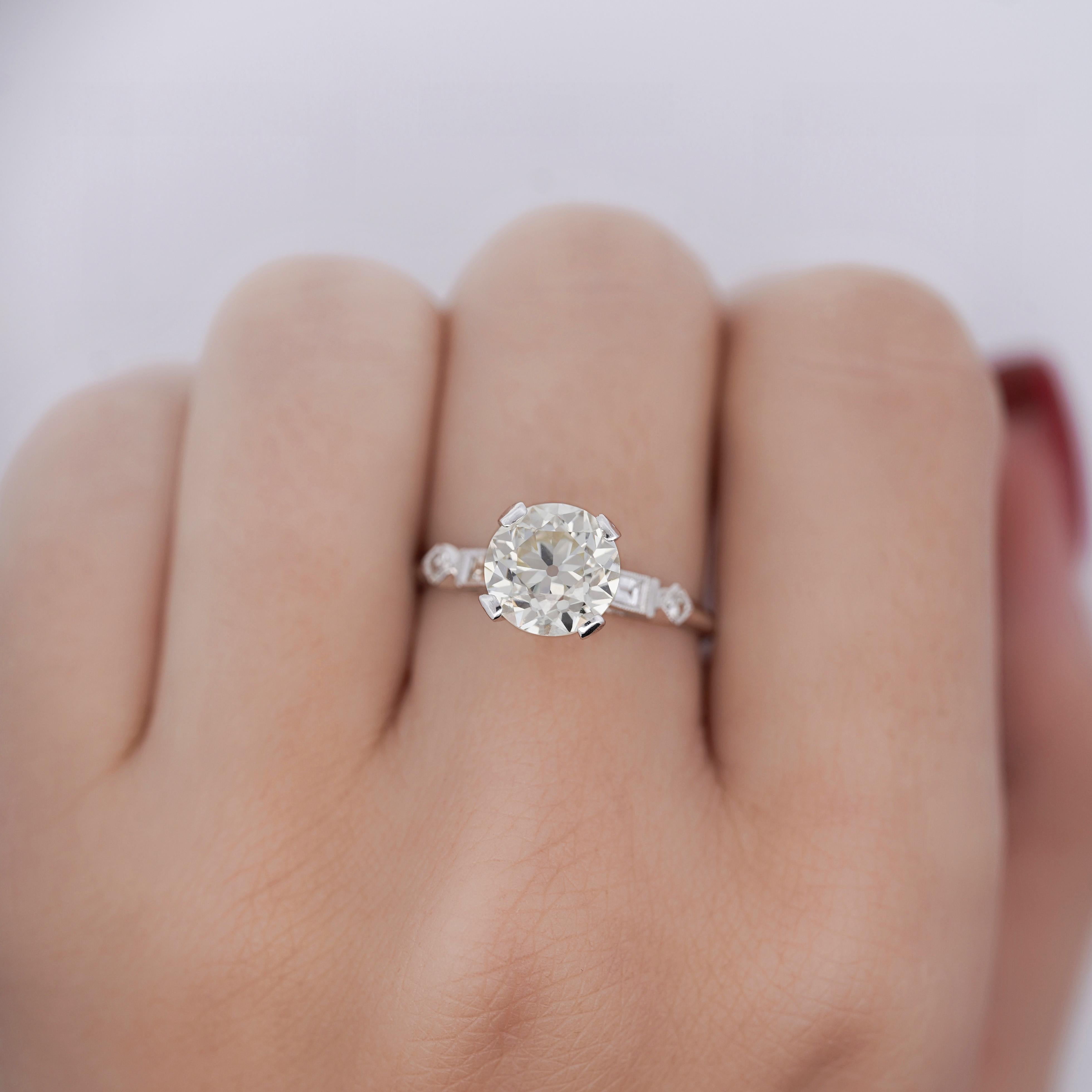 2.61 Carat European Cut M-N/VS1 Diamond Vintage Art Deco Engagement Ring For Sale 6