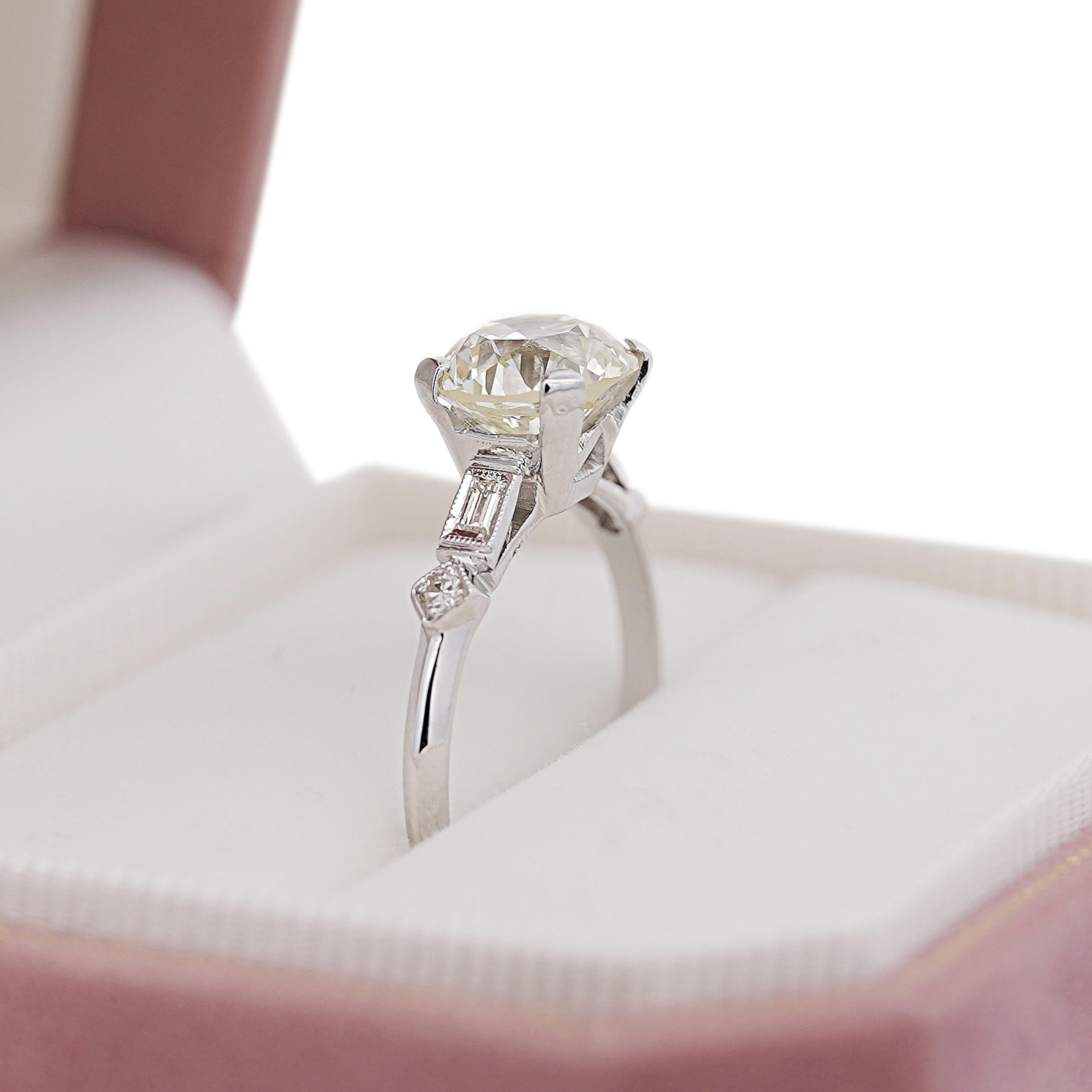 Women's 2.61 Carat European Cut M-N/VS1 Diamond Vintage Art Deco Engagement Ring For Sale