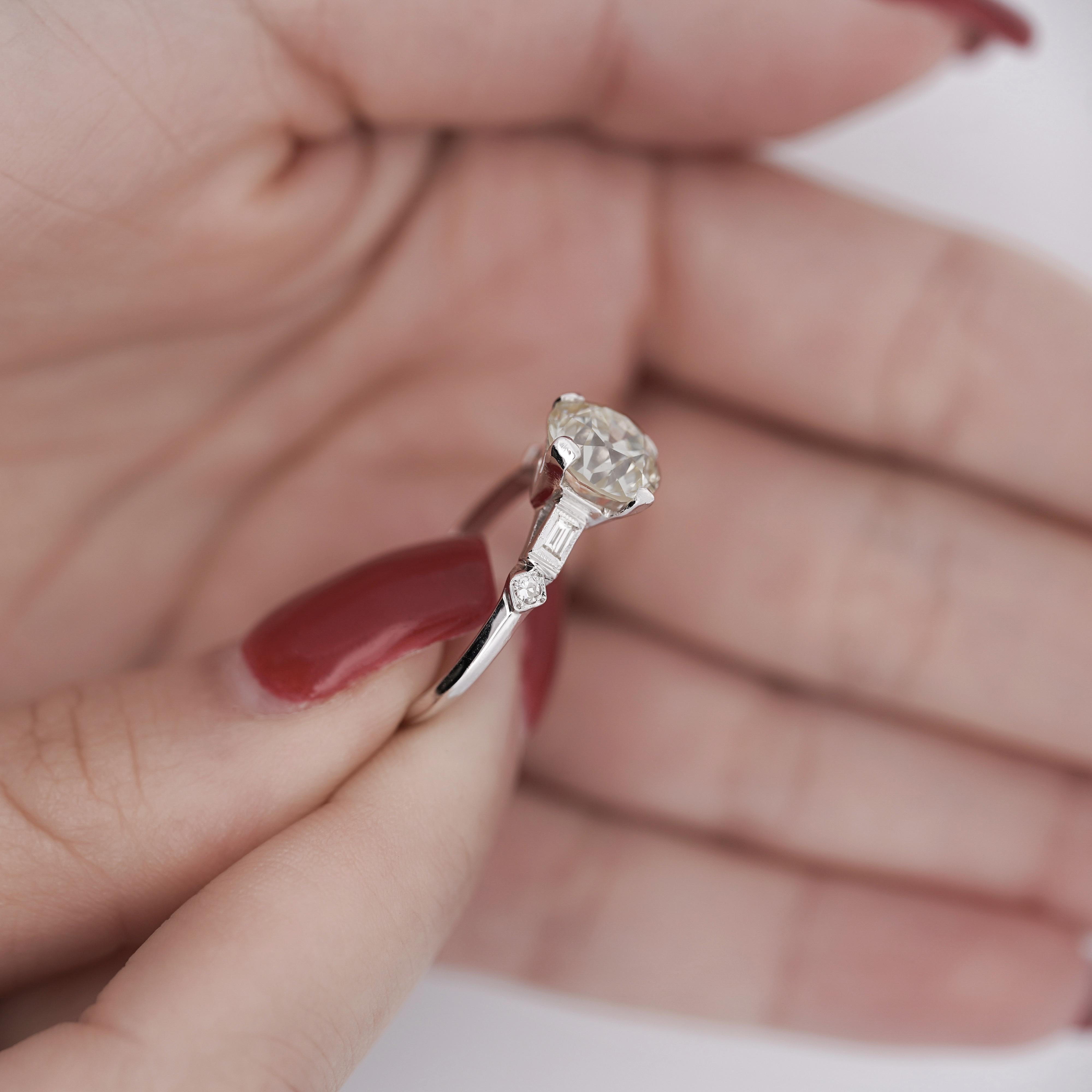 2.61 Carat European Cut M-N/VS1 Diamond Vintage Art Deco Engagement Ring For Sale 4