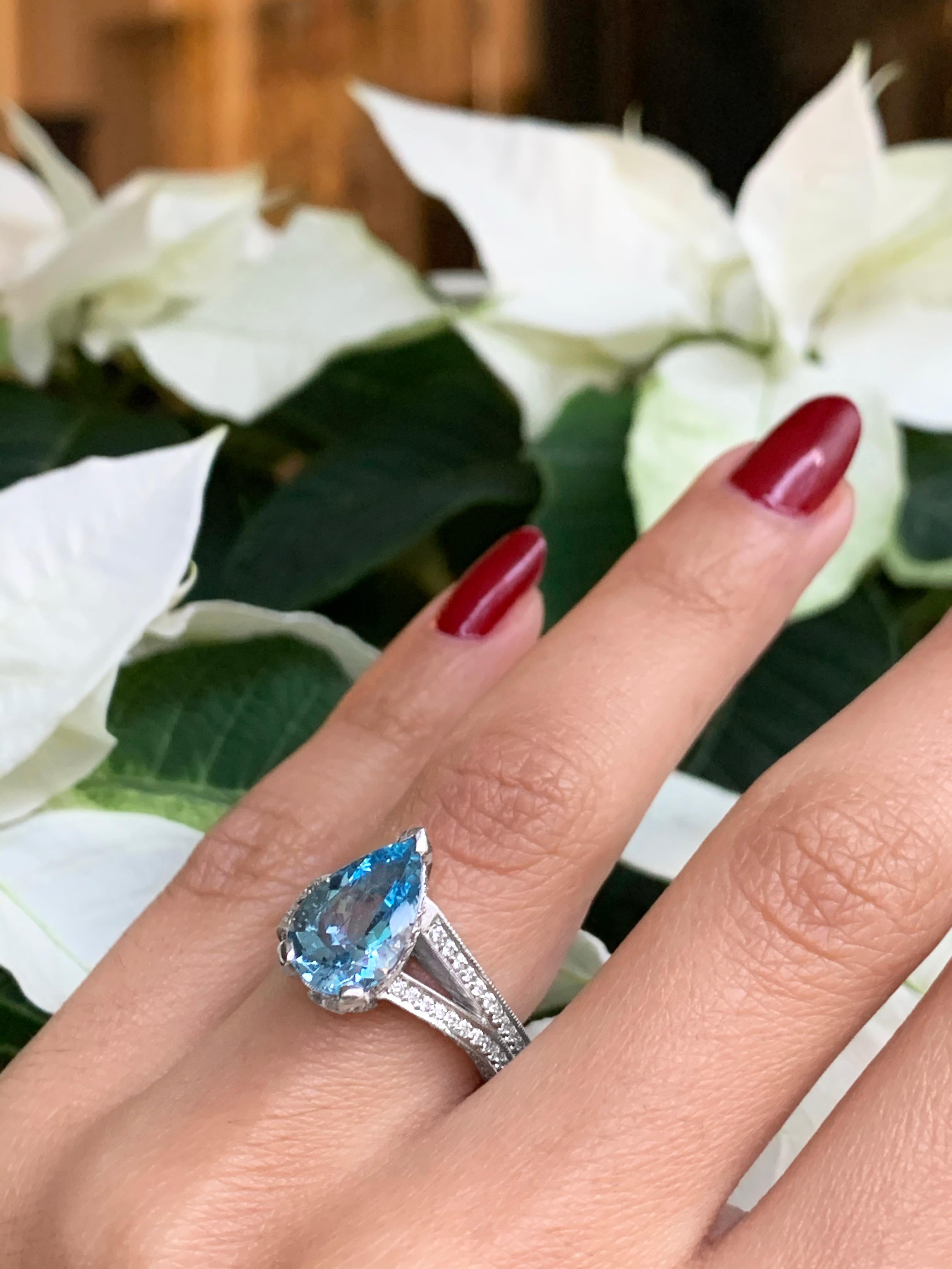 Modern 2.61 Carat Pear Shape Aquamarine and Diamond Platinum Engagement Ring