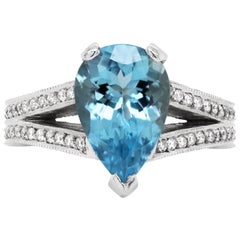 2.61 Carat Pear Shape Aquamarine and Diamond Platinum Engagement Ring