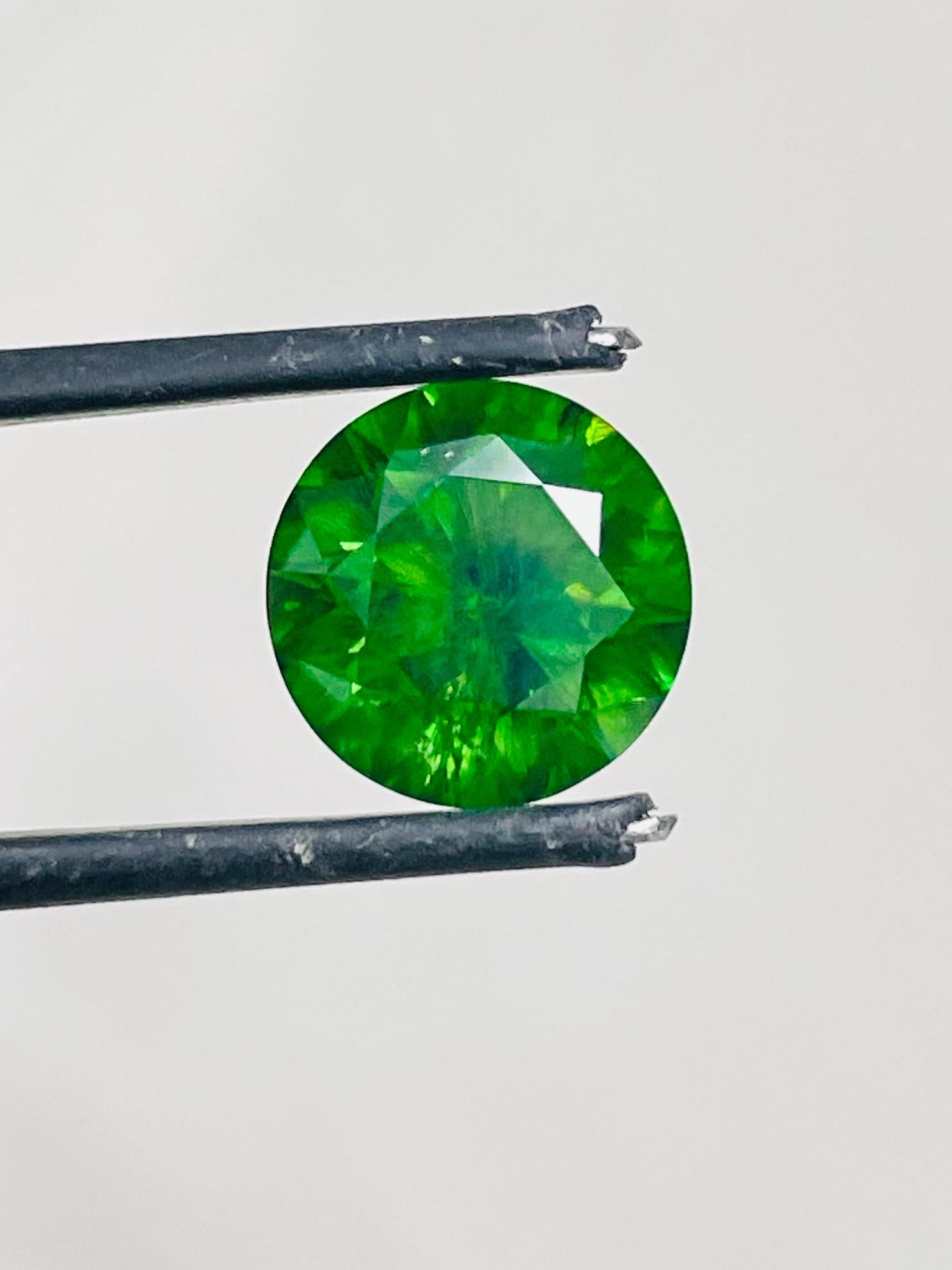 2,61 carati di Topazio Imperiale rosa naturale, occhio pulito e limpido In condizioni Nuovo in vendita a bangkok, TH