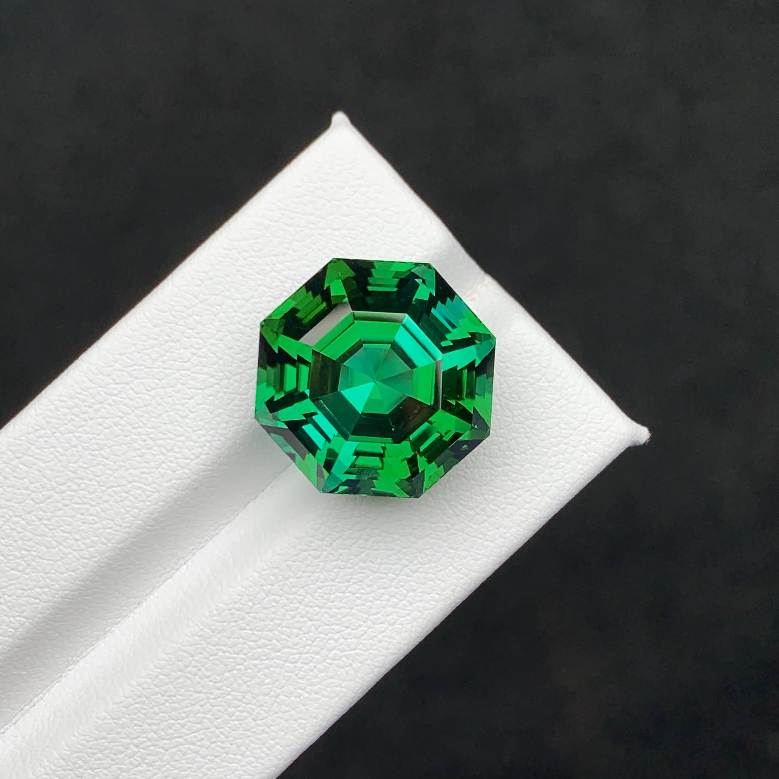 26.10 Carat Natural Loose Greenish Blue Tourmaline Hexagonal Cut Afghan Gemstone For Sale 2