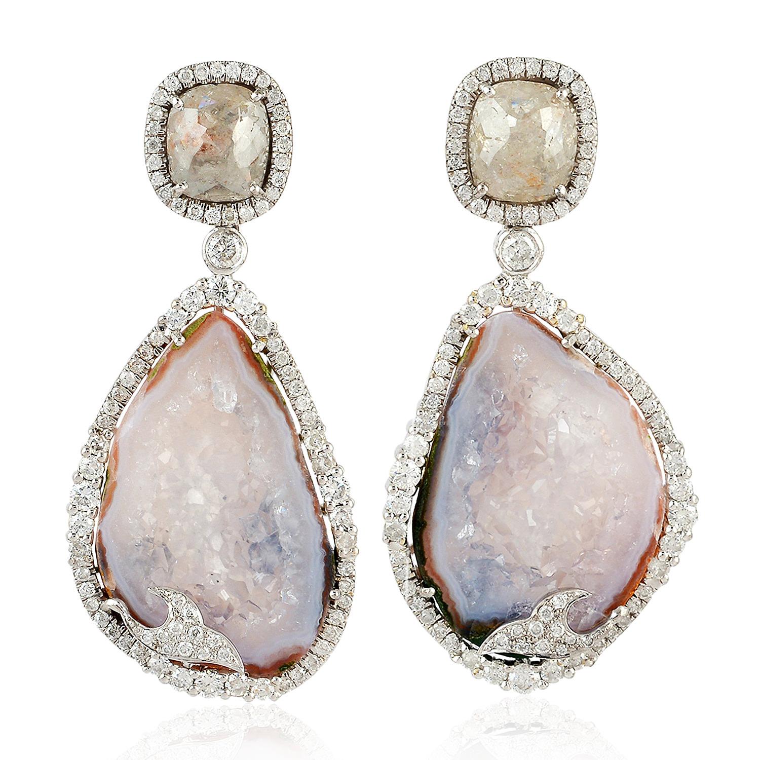 Geode Diamant-Ohrringe aus 18 Karat Weißgold (Gemischter Schliff) im Angebot