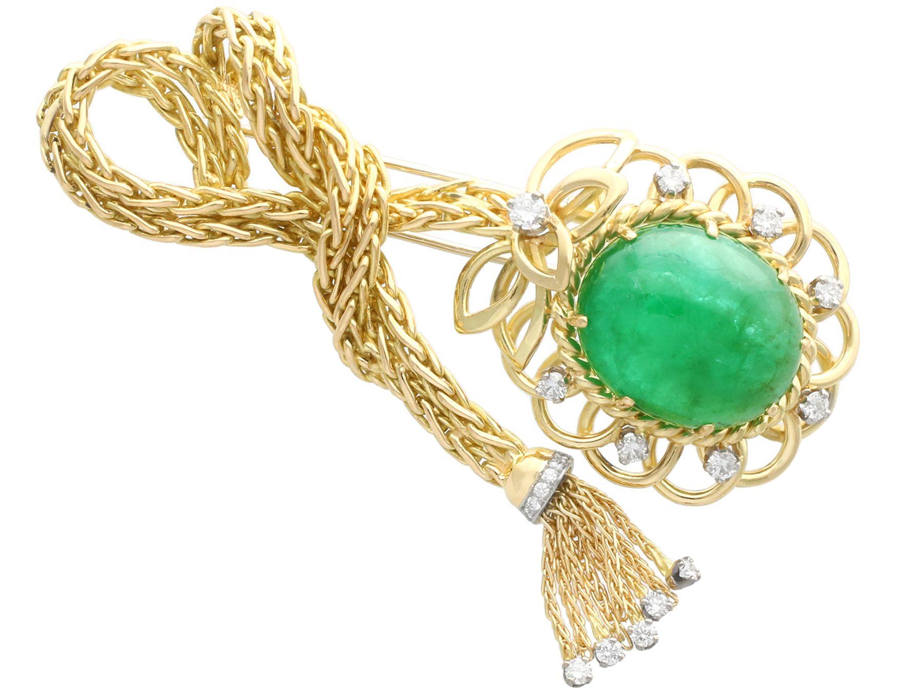 Cabochon 26.16 Carat Emerald and Diamond Yellow Gold Brooch Pendant For Sale