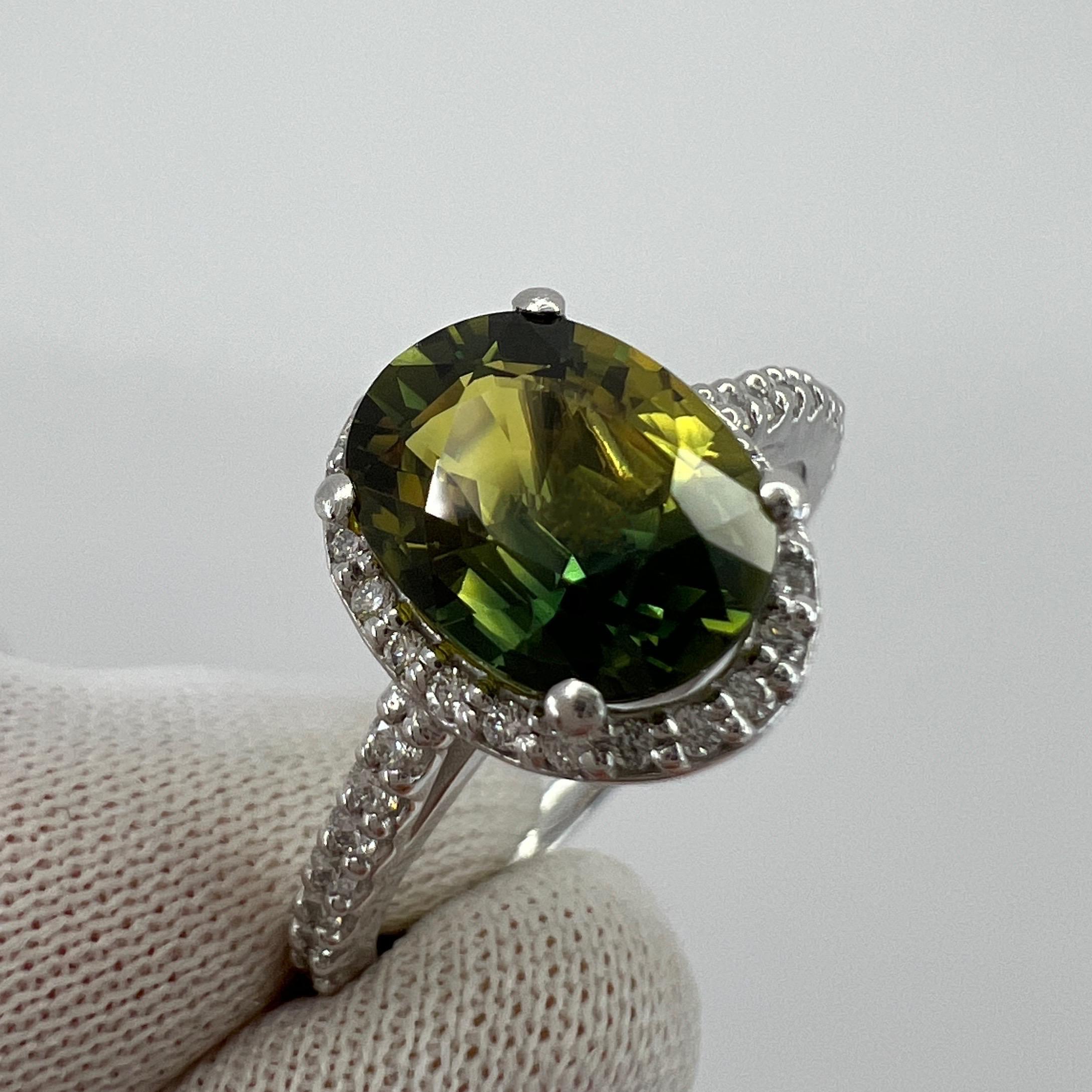 2.61ct Bi Colour Green Yellow Australian Sapphire & Diamond Platinum Halo Ring For Sale 7