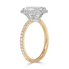 Bague de fiançailles avec diamant taille émeraude de 2.61ct