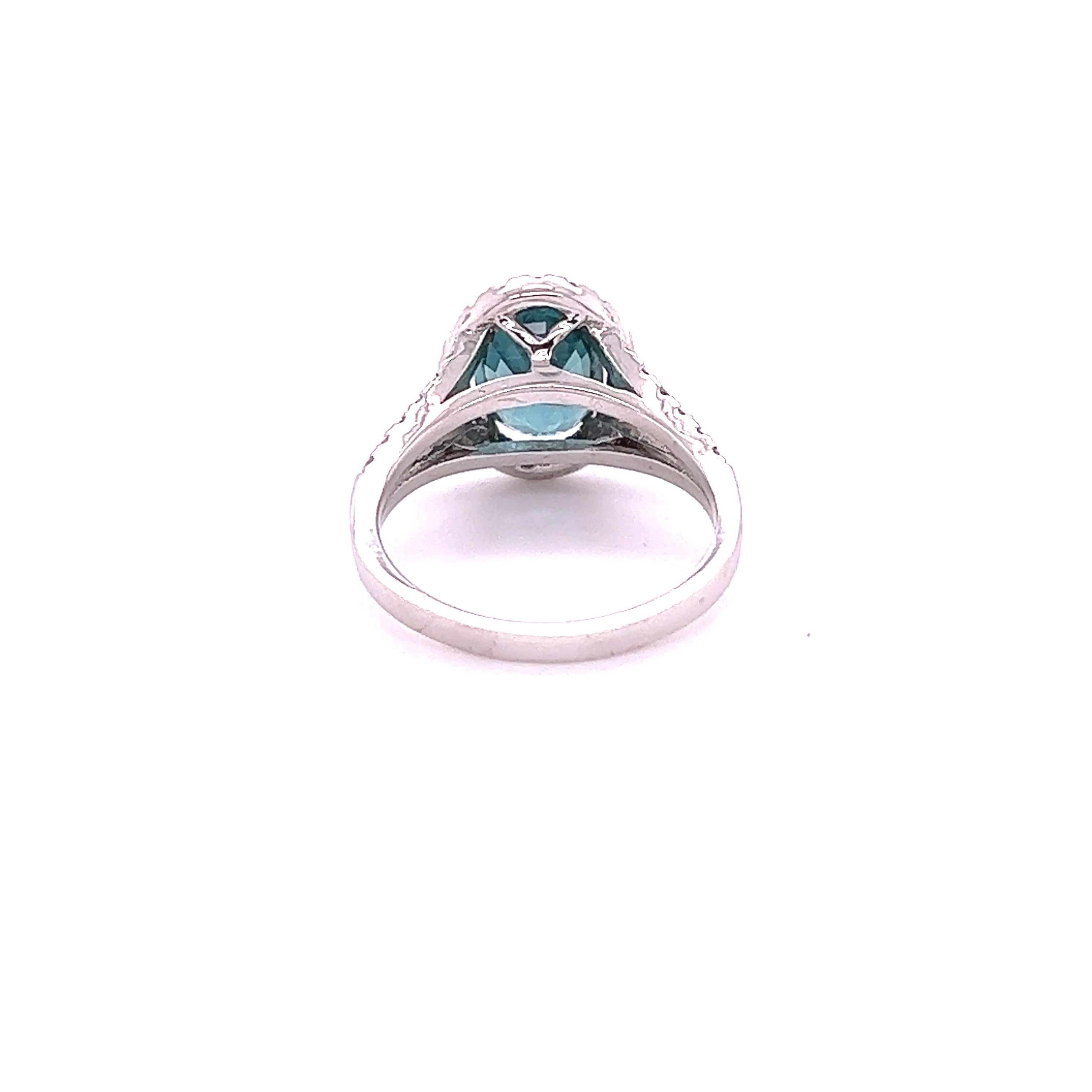 Oval Cut 2.62 Carat Apatite Diamond White Gold Ring For Sale