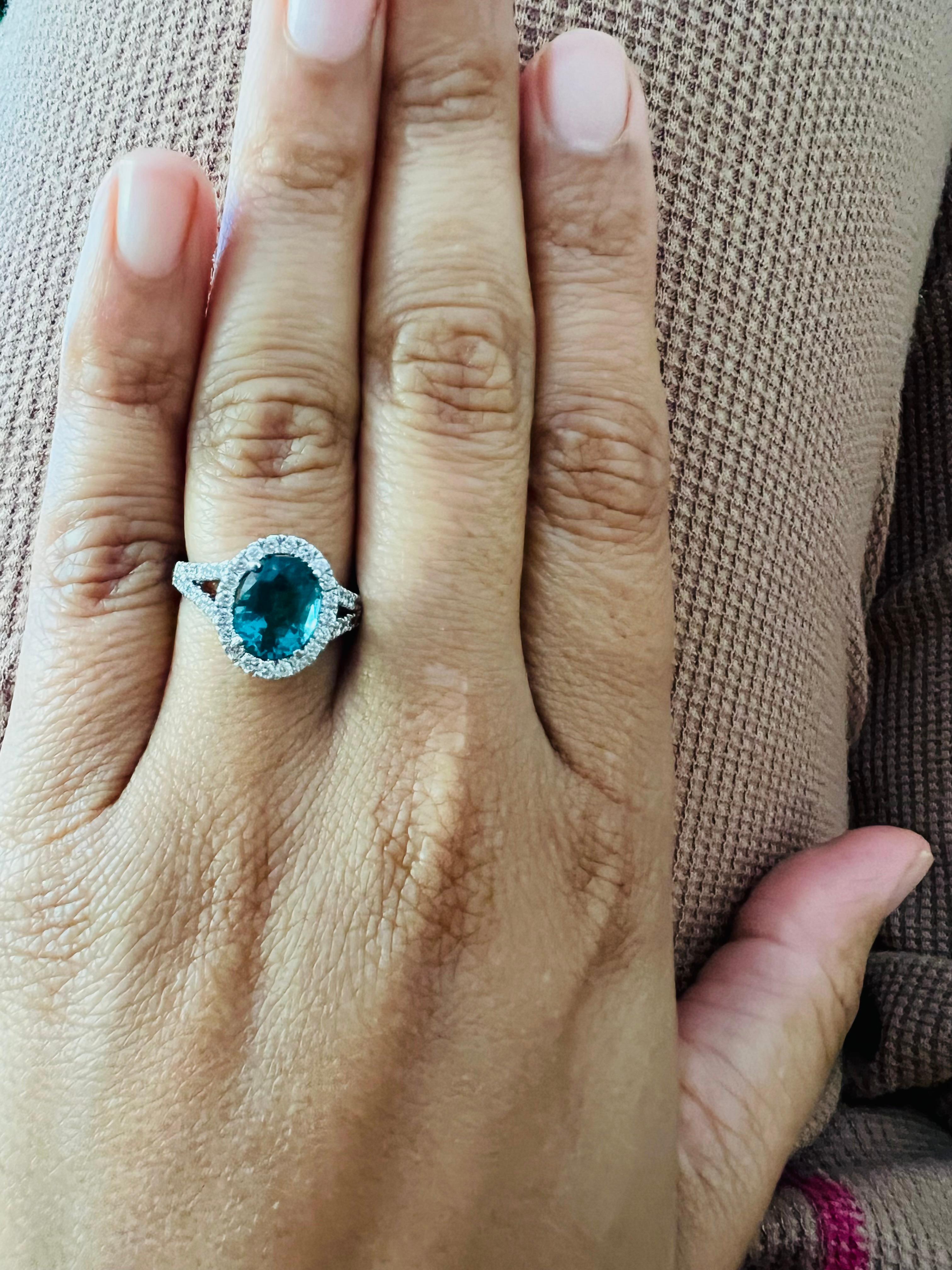 2.62 Carat Apatite Diamond White Gold Ring In New Condition For Sale In Los Angeles, CA