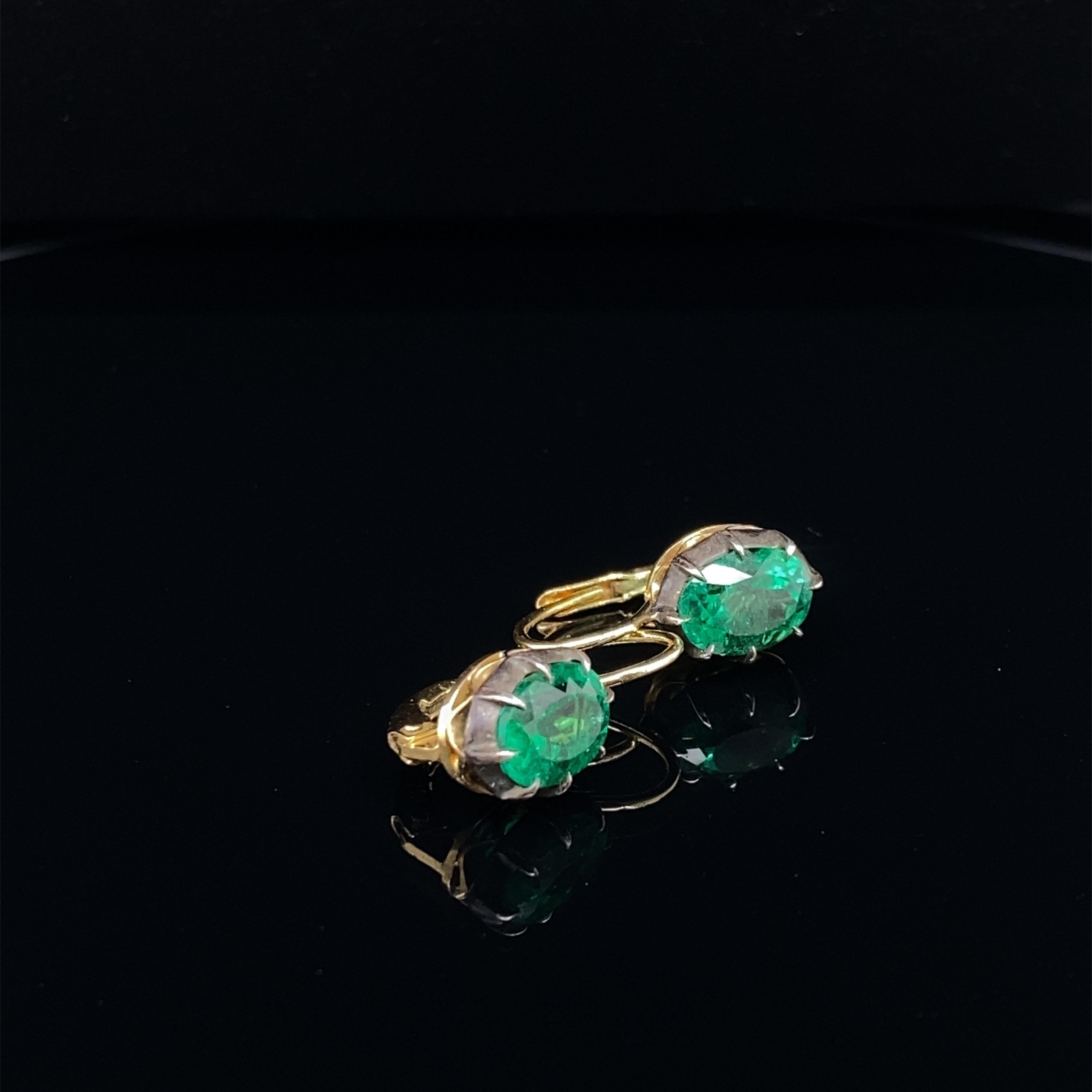 Fred Leighton Colombian Emerald & 18 Karat Yellow Gold Drop Earrings For Sale 4