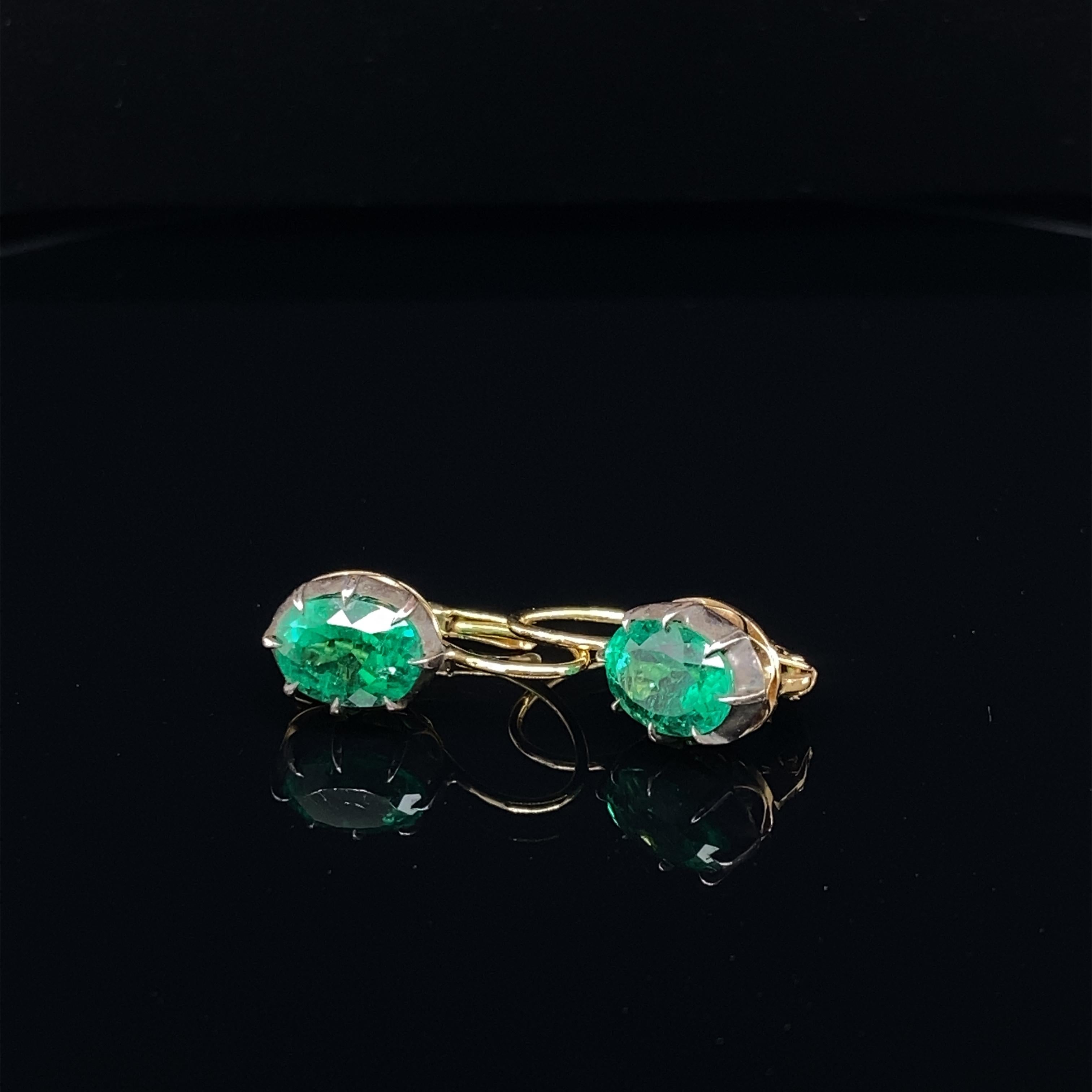 Fred Leighton Colombian Emerald & 18 Karat Yellow Gold Drop Earrings For Sale 5