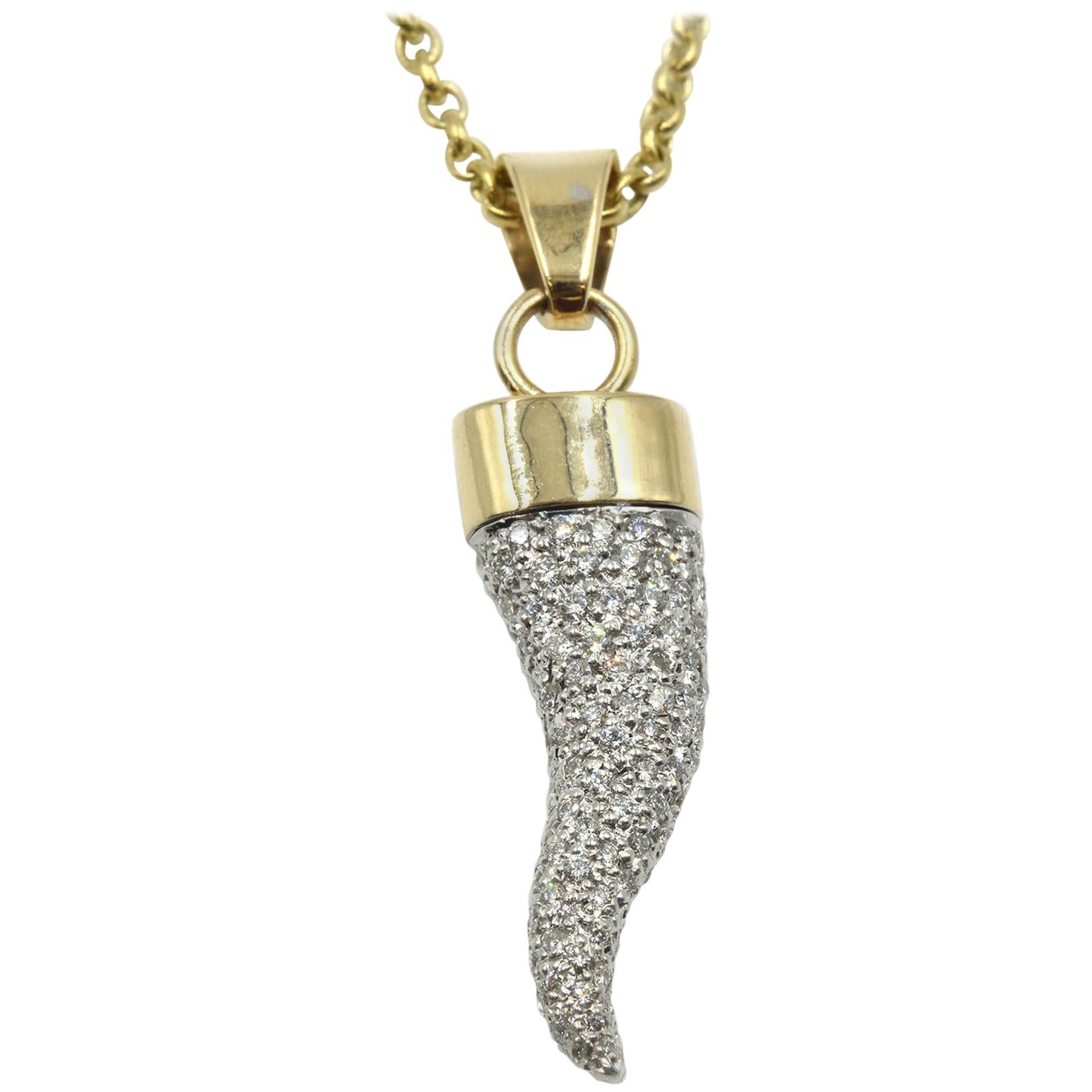2.62 Carat Round Diamond Italian Horn Necklace 18 Karat Yellow Gold