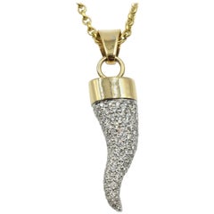 2.62 Carat Round Diamond Italian Horn Necklace 18 Karat Yellow Gold
