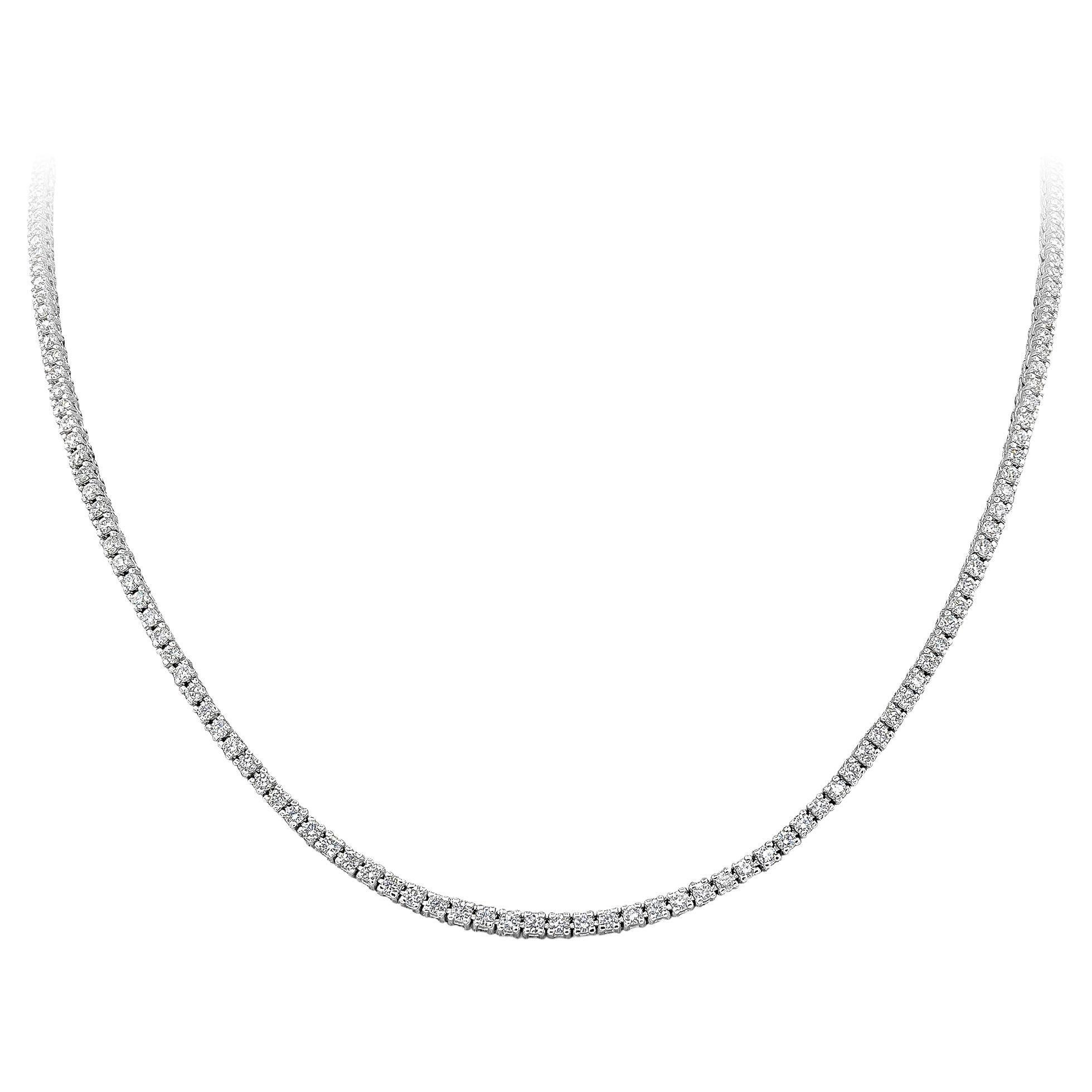 2.62 Carat Round Diamond Tennis Necklace in 14k White Gold For Sale