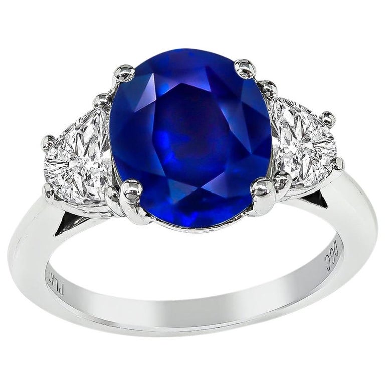 2.62 Carat Sapphire Diamond Platinum Engagement Ring For Sale at 1stDibs