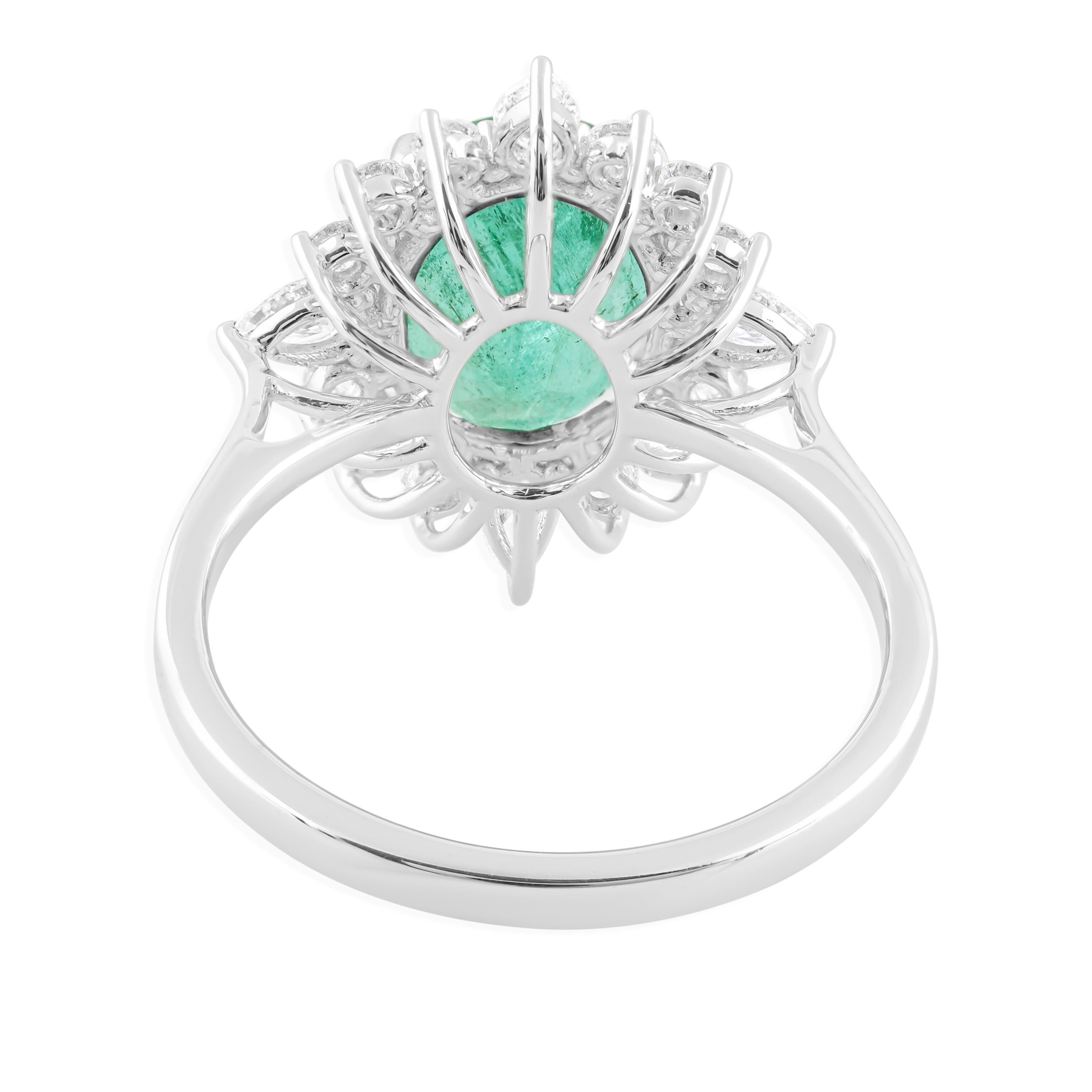 2.62 Carat Zambian Emerald 0.59 Carat SI/H Diamond 18 Karat White Gold Ring In New Condition For Sale In Diera, Dubai
