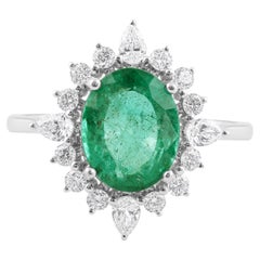 Esmeralda zambiana de 2,62 quilates Diamante SI/H de 0,59 quilates Anillo de oro blanco de 18 quilates