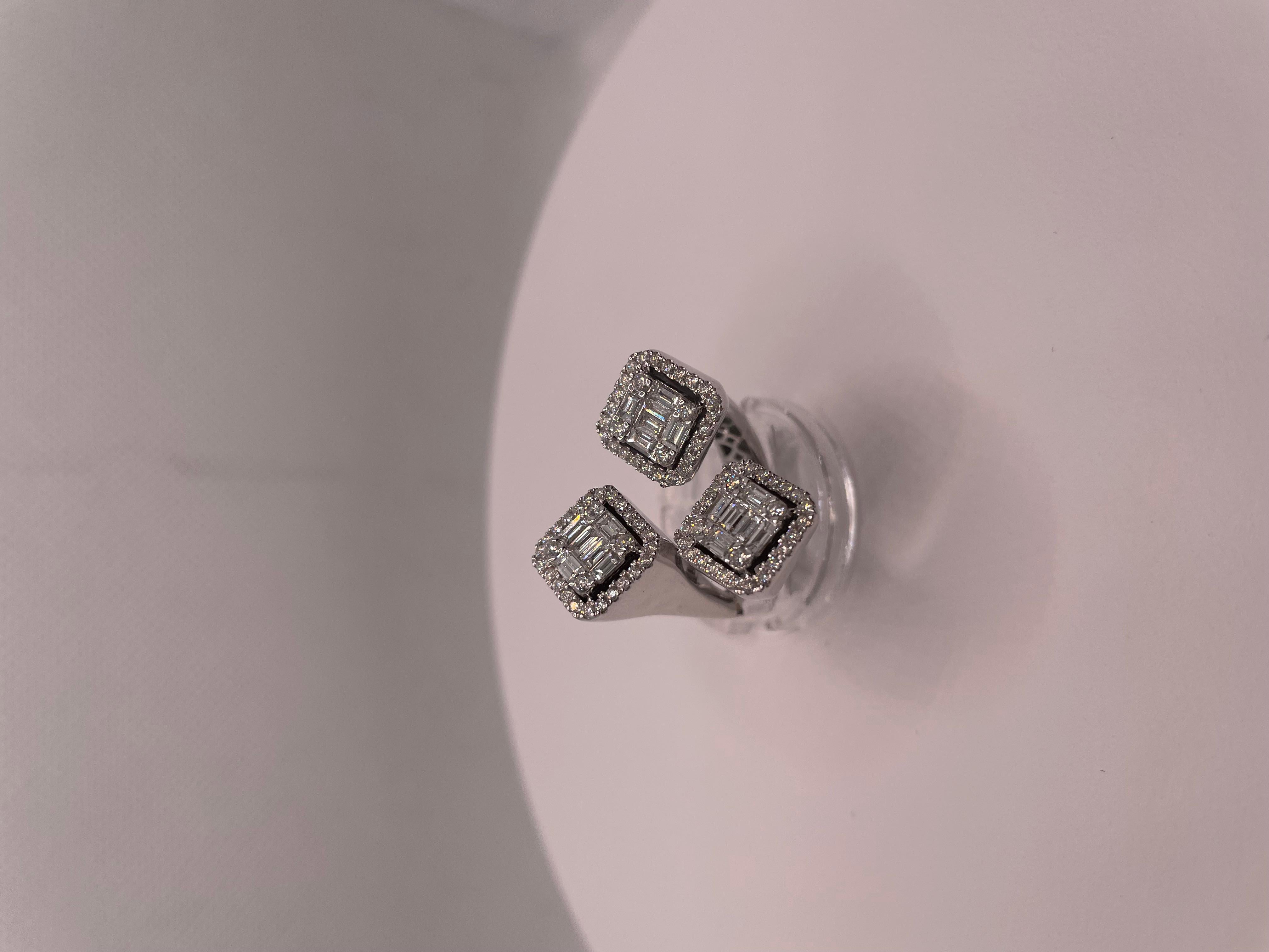 Anello con diamante a triplo ottagono da 2,62 carati in vendita 4