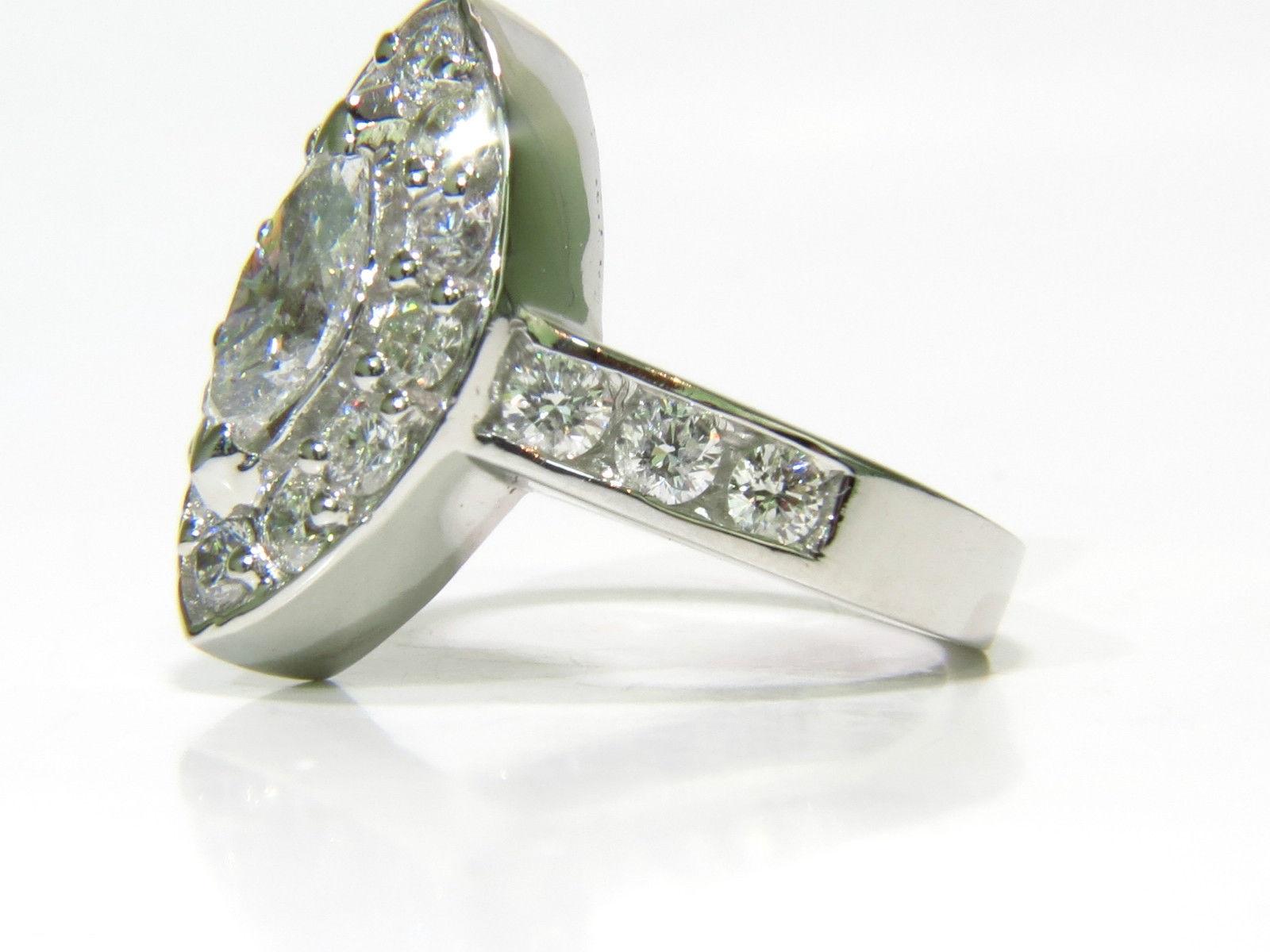 2.62 Diamantes Anillo Racimo Marquesa y Redondos 14 Quilates Halo Deco en venta 7