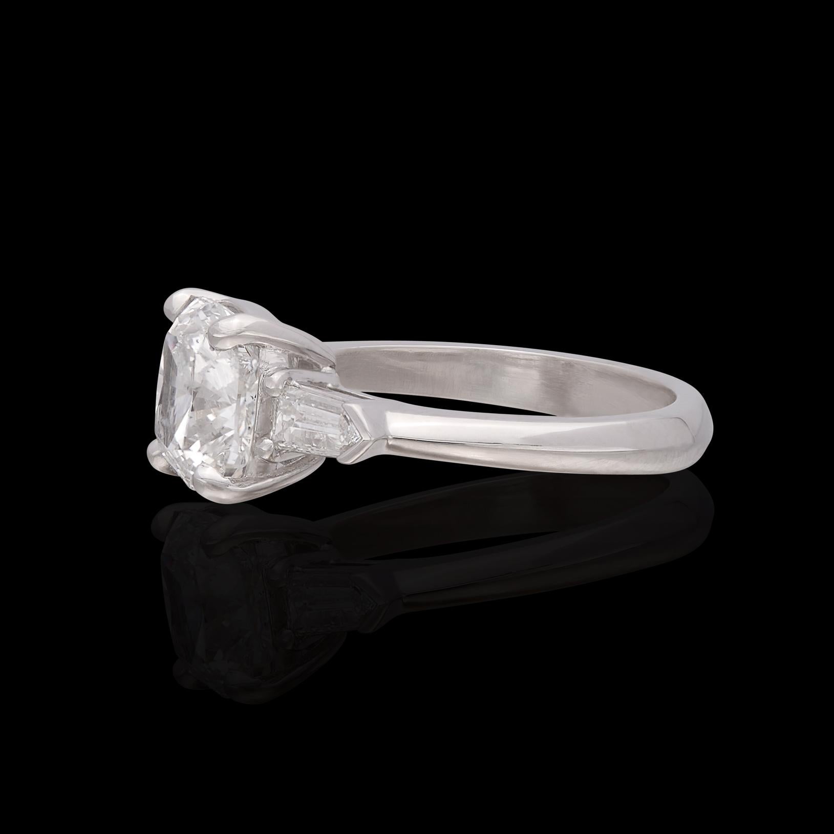 2.62ct GIA Cushion Cut Platinum Diamond Ring In New Condition For Sale In San Francisco, CA
