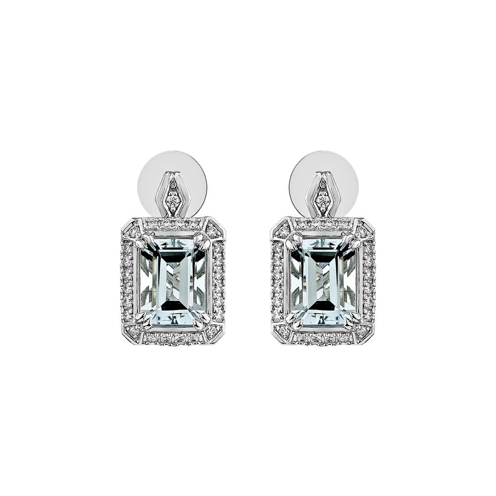 Contemporary 2.63 Carat Aquamarine Stud Earring in 18Karat White Gold with White Diamond. For Sale
