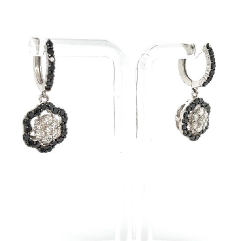Contemporary 2.63 Carat Black Diamond White Diamond 14 Karat White Gold Dangle Earrings For Sale