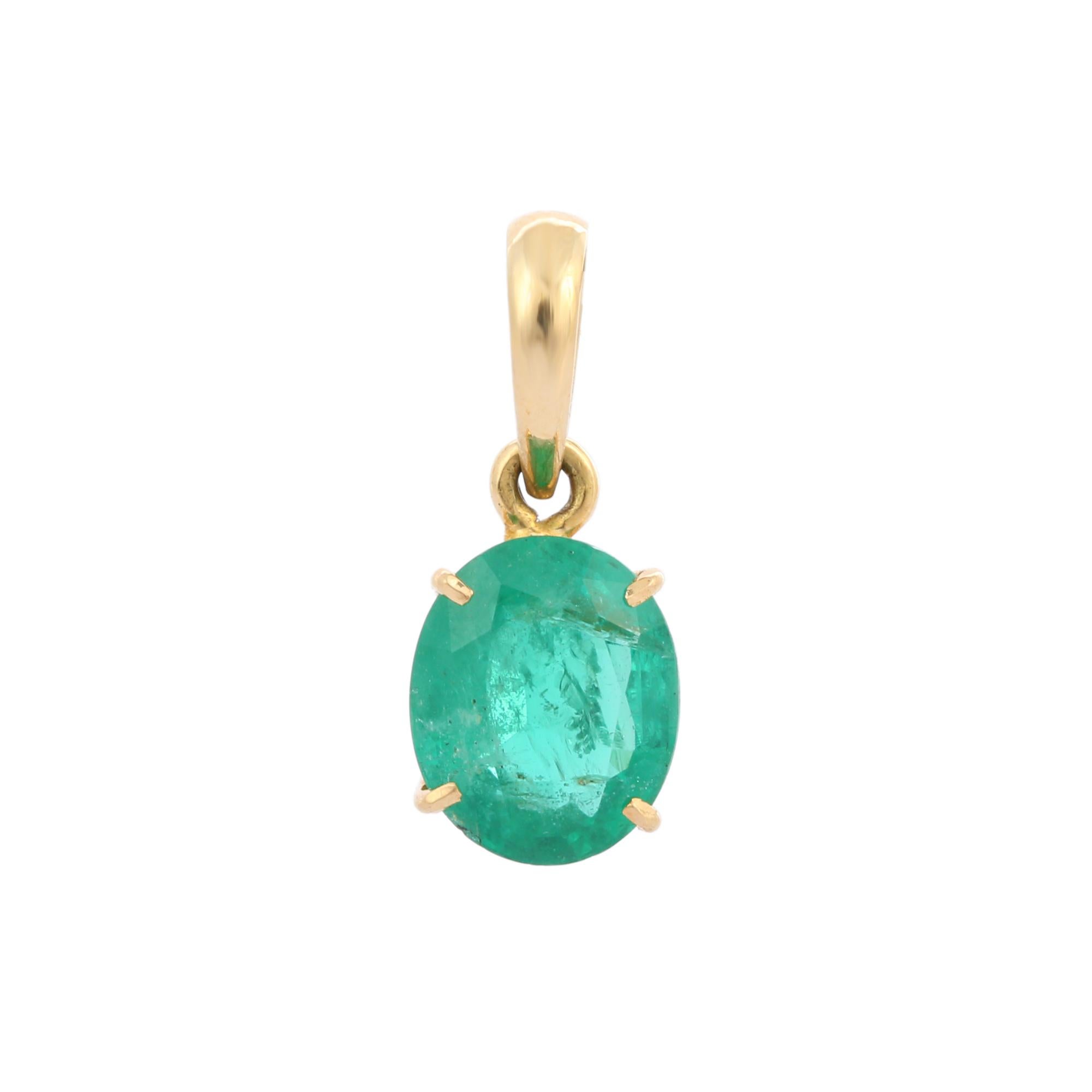 Modern 2.63 Carat Oval Cut Everyday Emerald Pendant in 18K Yellow Gold For Sale