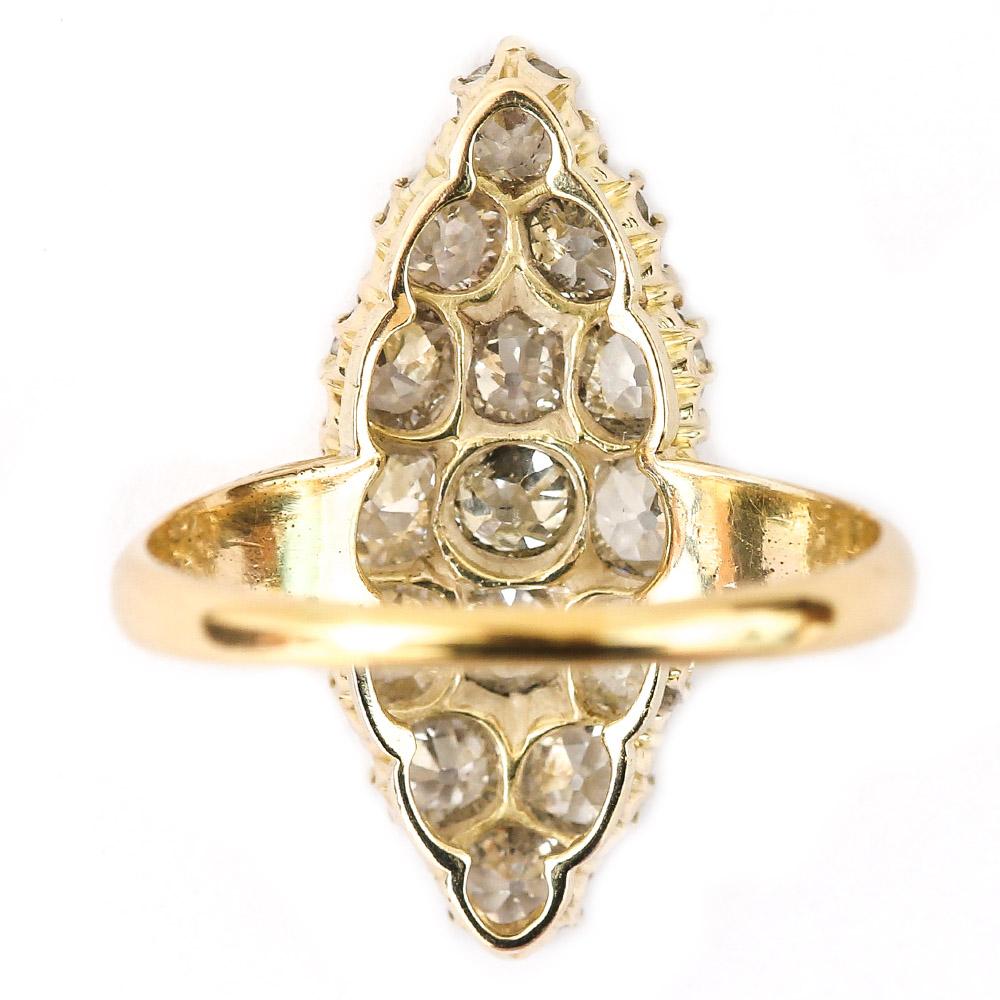 Victorian 2.63 Carat Marquise Navette Diamond Ring 18 Karat Gold, circa 1880 1