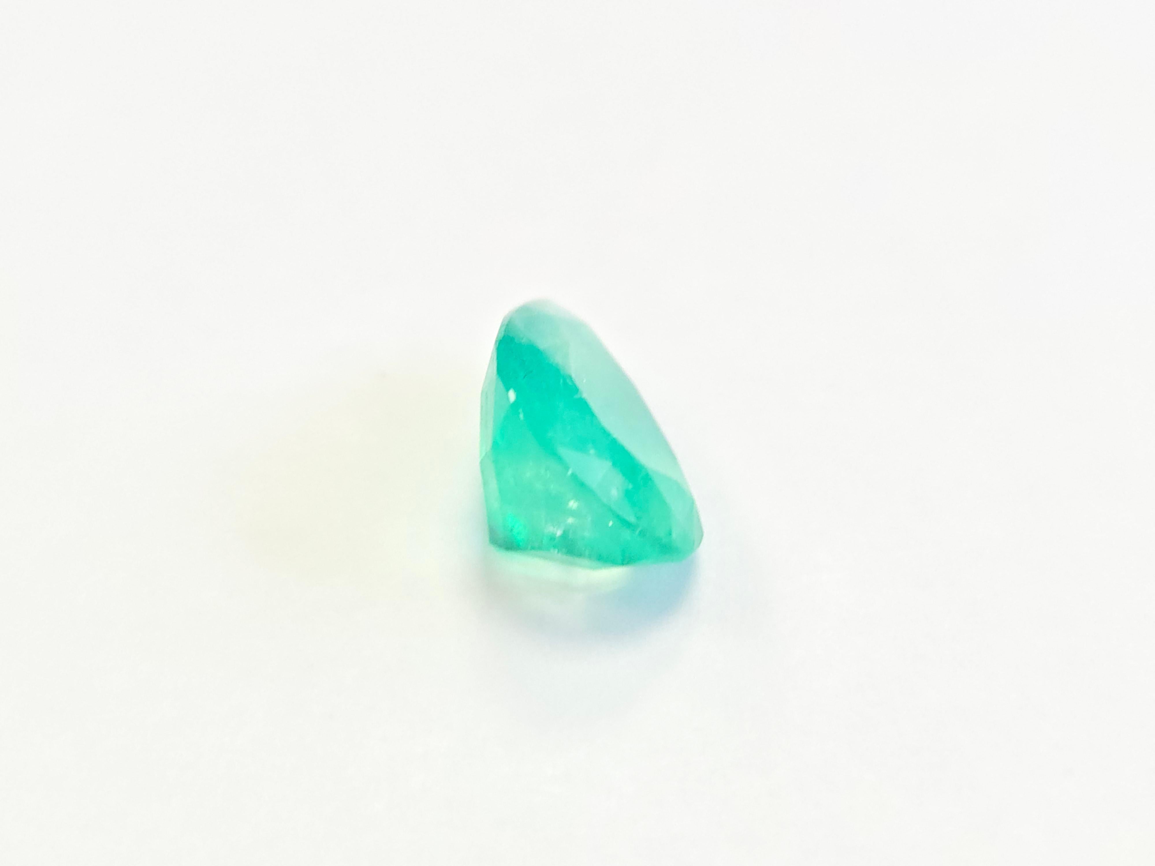 Smeraldo colombiano a forma di pera da 2,63 carati - Gemma naturale sfusa In condizioni Nuovo in vendita a Great Neck Plaza, NY